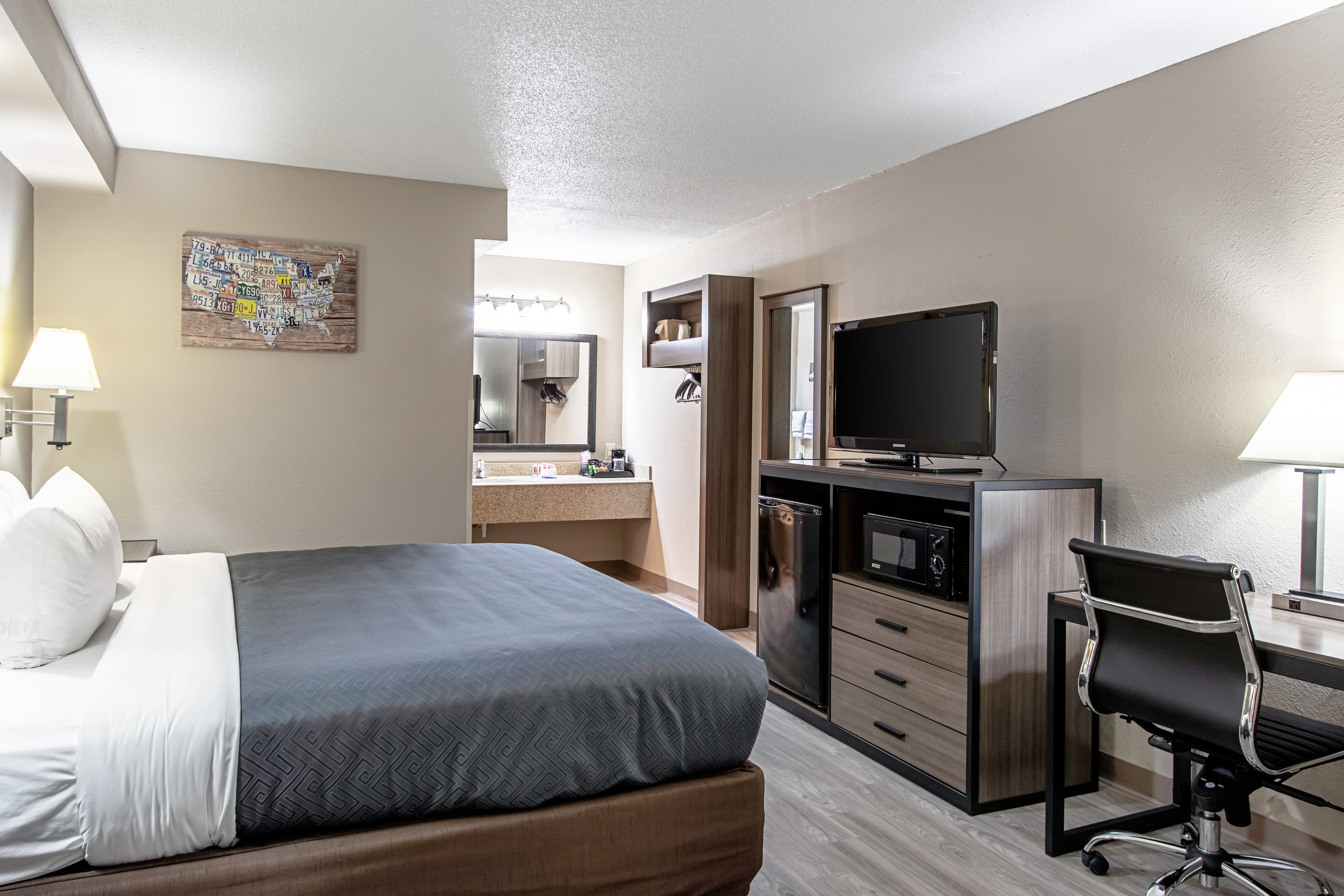 Econo Lodge Kingsville — 7