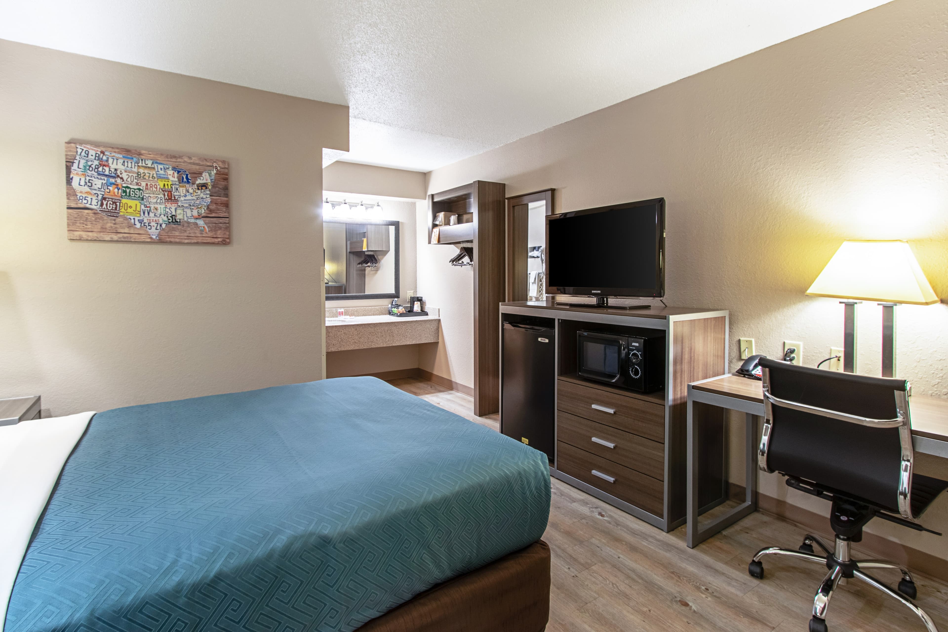 Econo Lodge Kingsville — 19