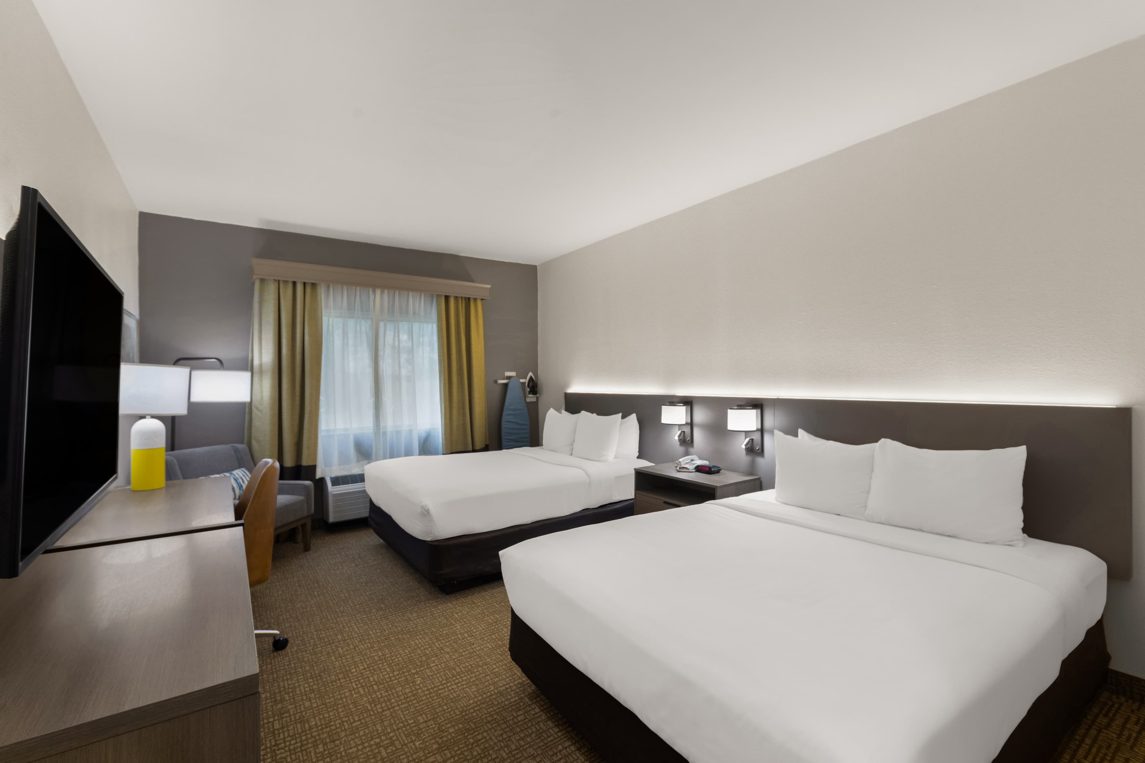 Comfort Inn & Suites Austin North Loop — 6