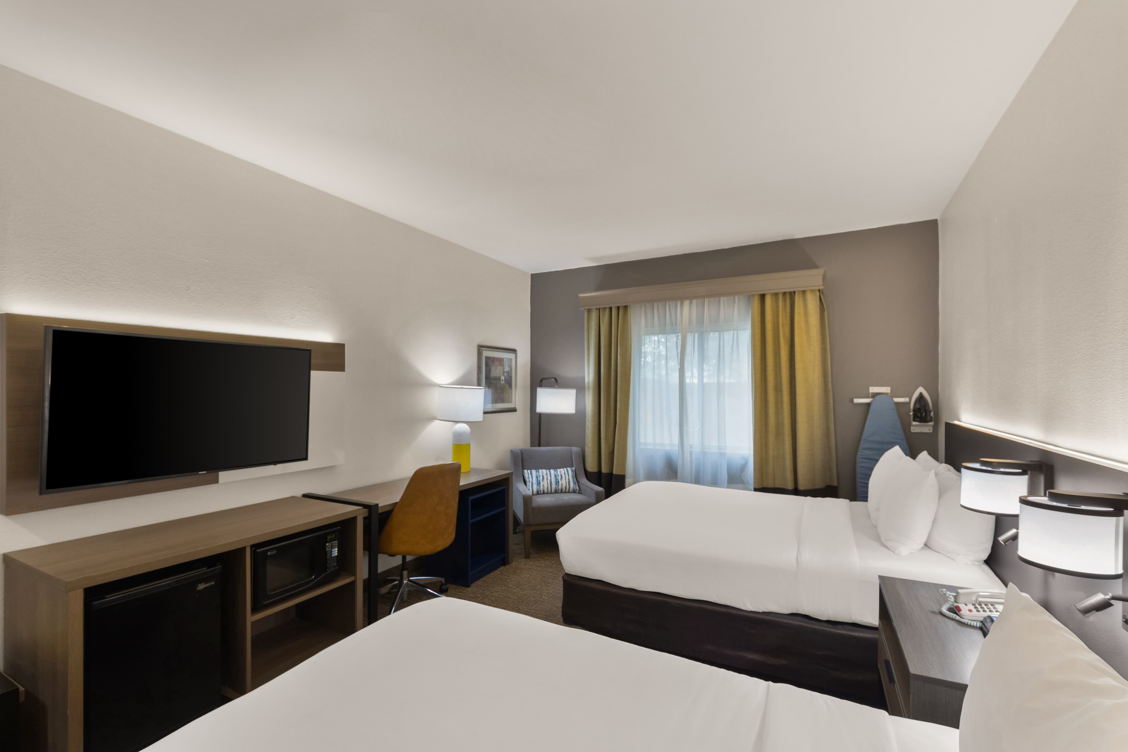 Comfort Inn & Suites Austin North Loop — 7