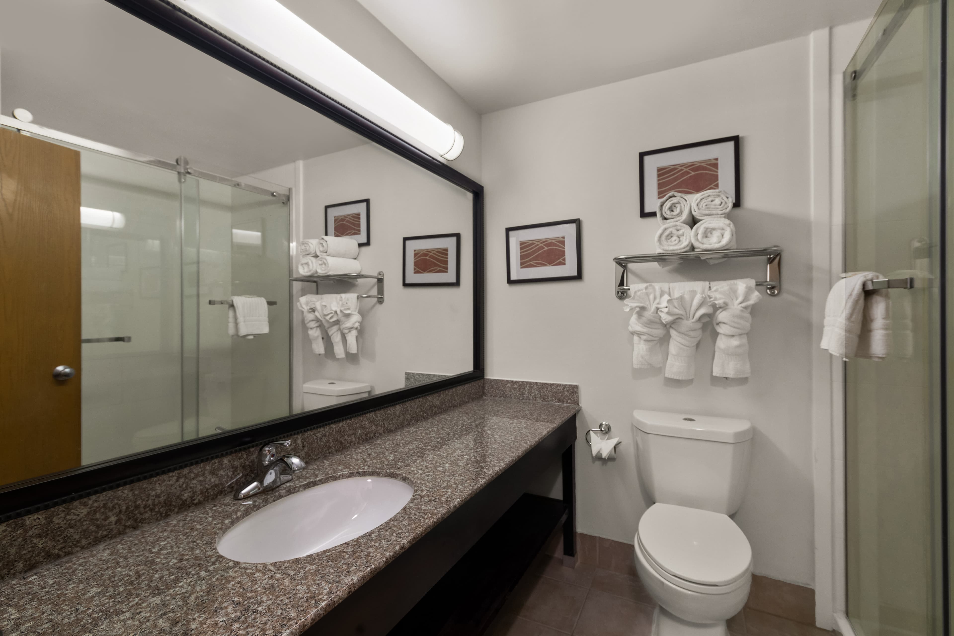 Comfort Inn & Suites Austin North Loop — 13