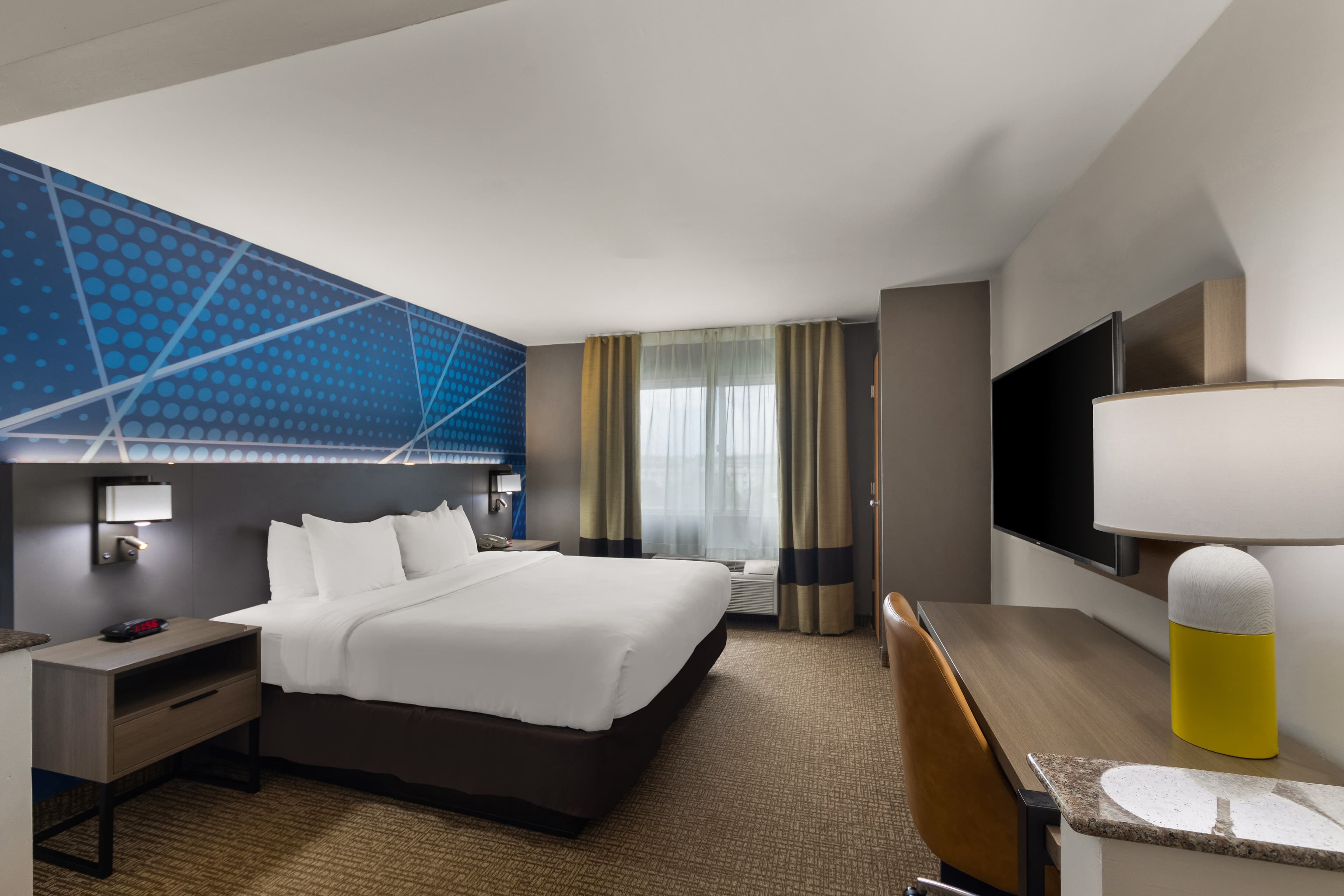Comfort Inn & Suites Austin North Loop — 18