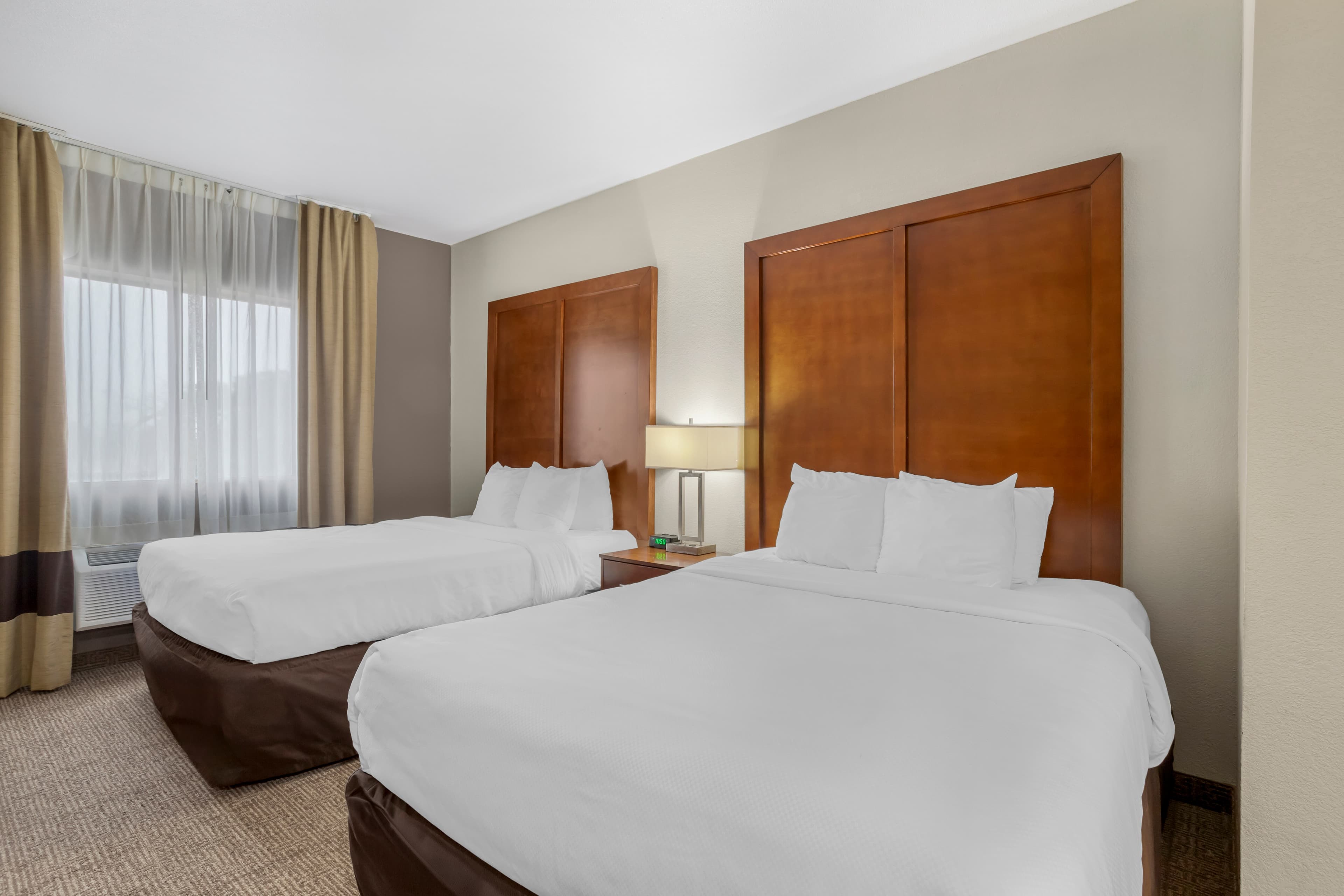 Comfort Suites Brenham — 17