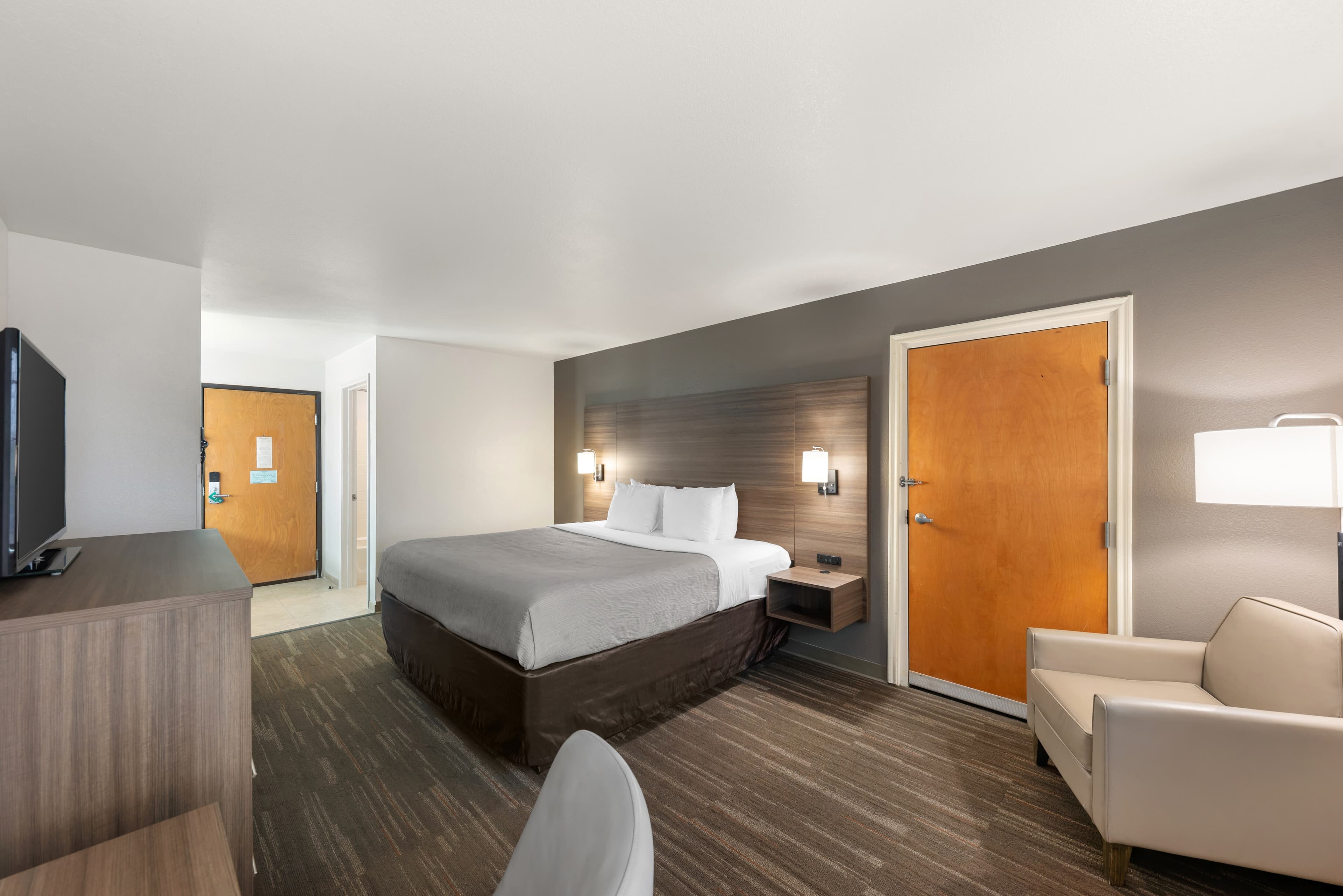 Quality Inn near SeaWorld - Lackland - Image 3