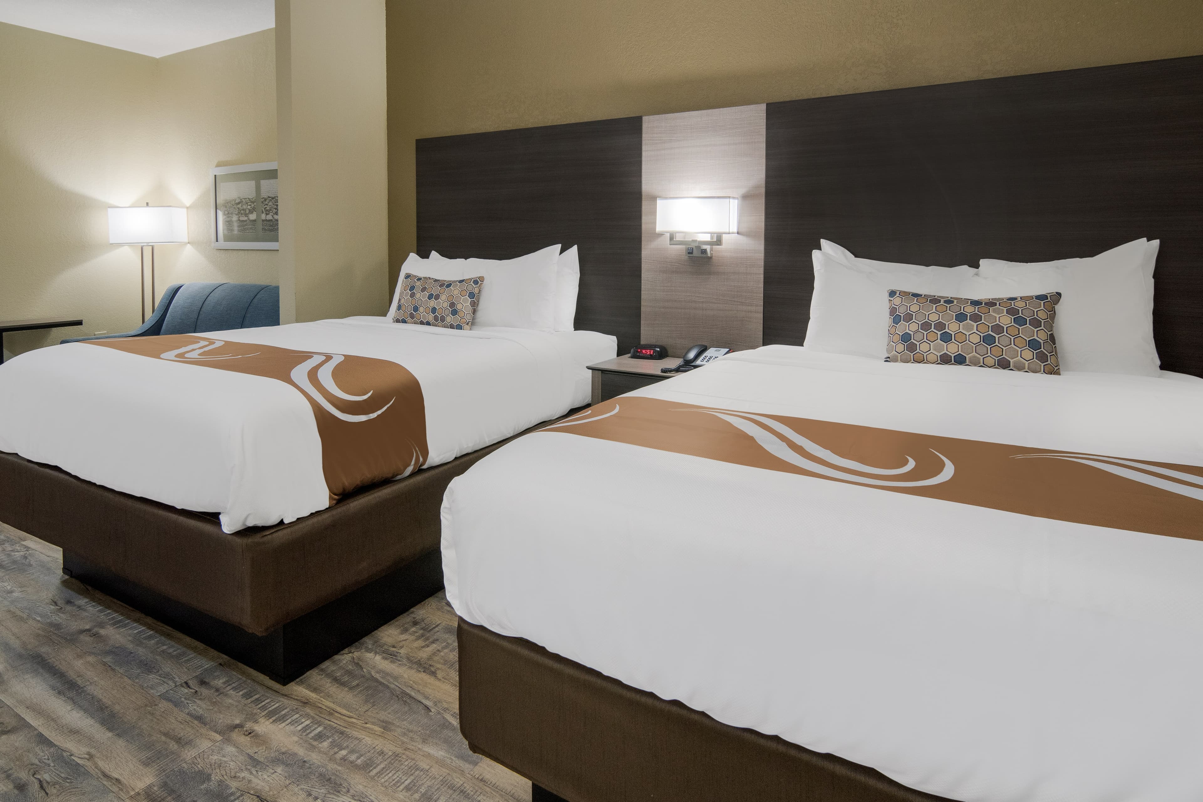 Quality Inn & Suites Roanoke - Fort Worth North — 30
