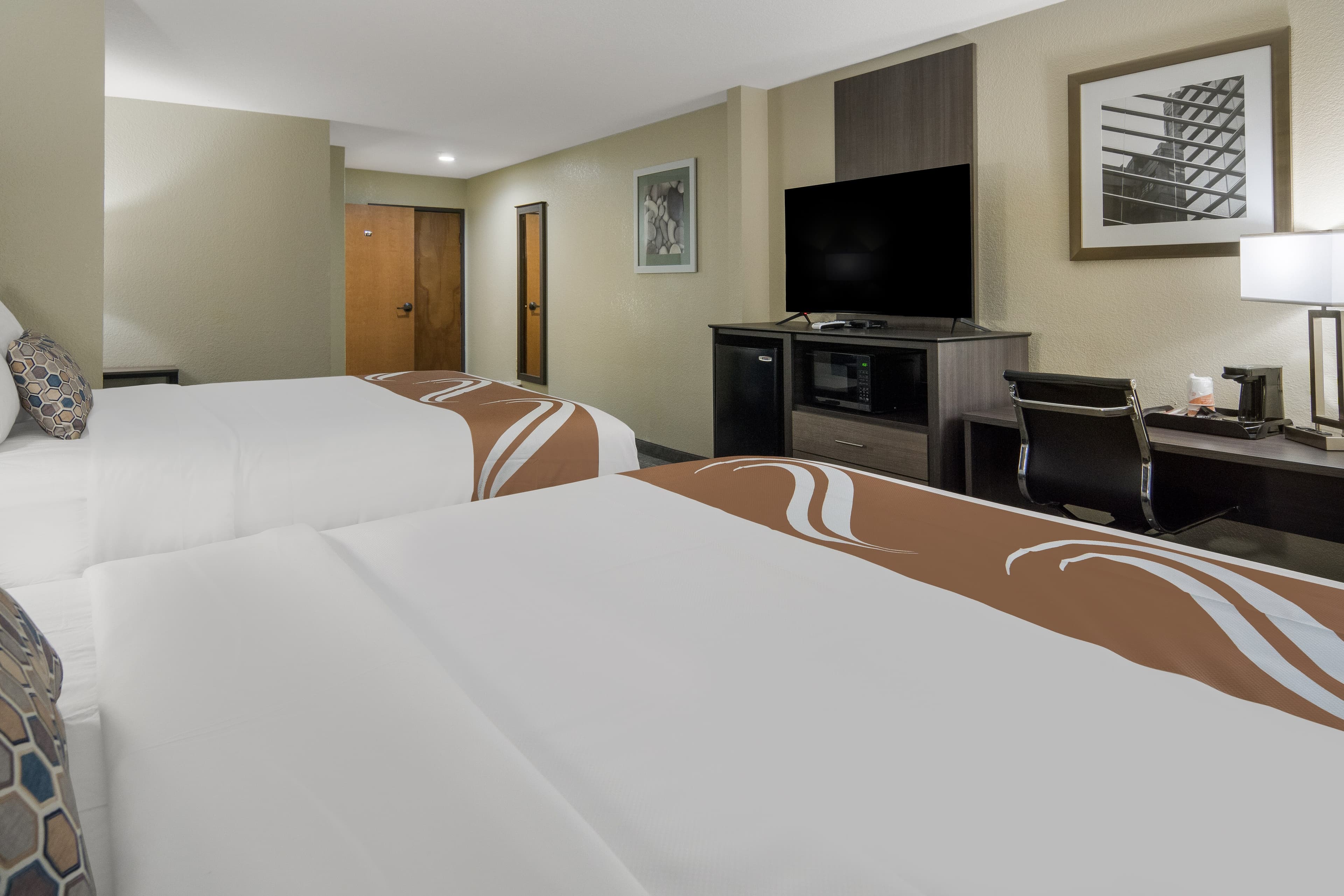 Quality Inn & Suites Roanoke - Fort Worth North — 34