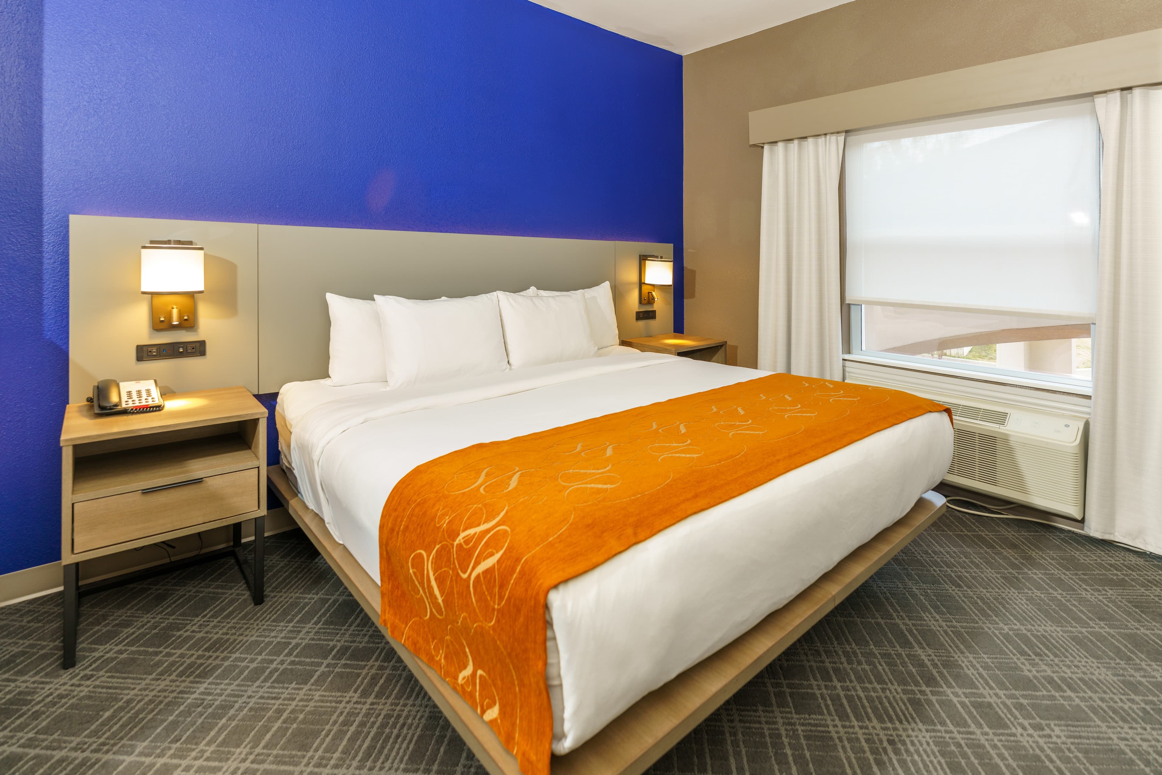 Comfort Suites University Drive — 16