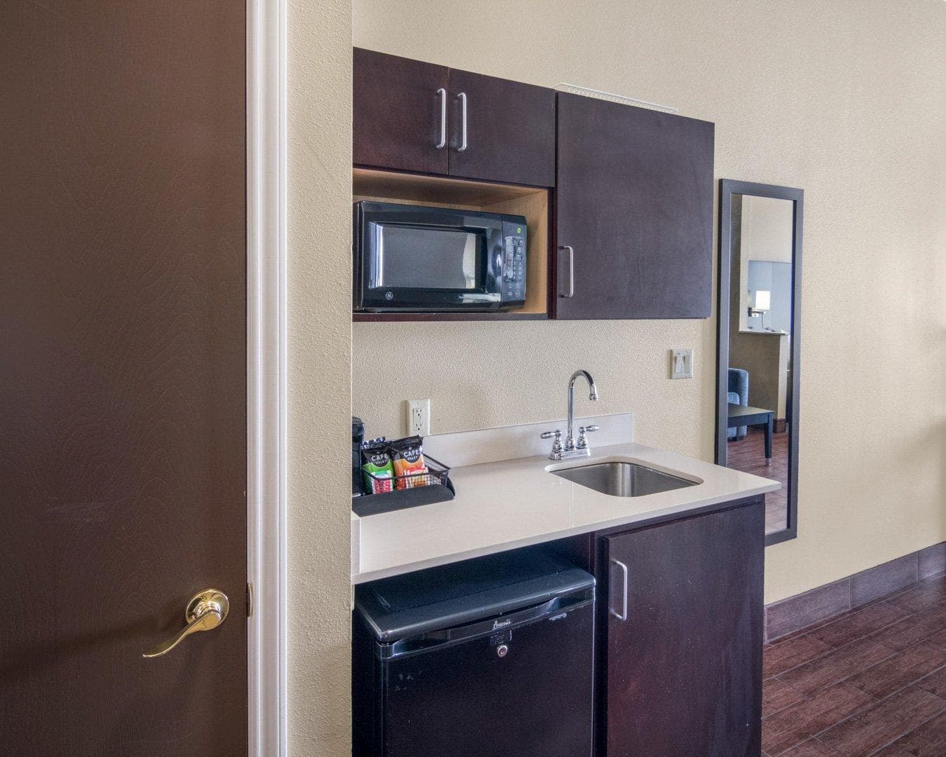 Comfort Suites Odessa near University — 9