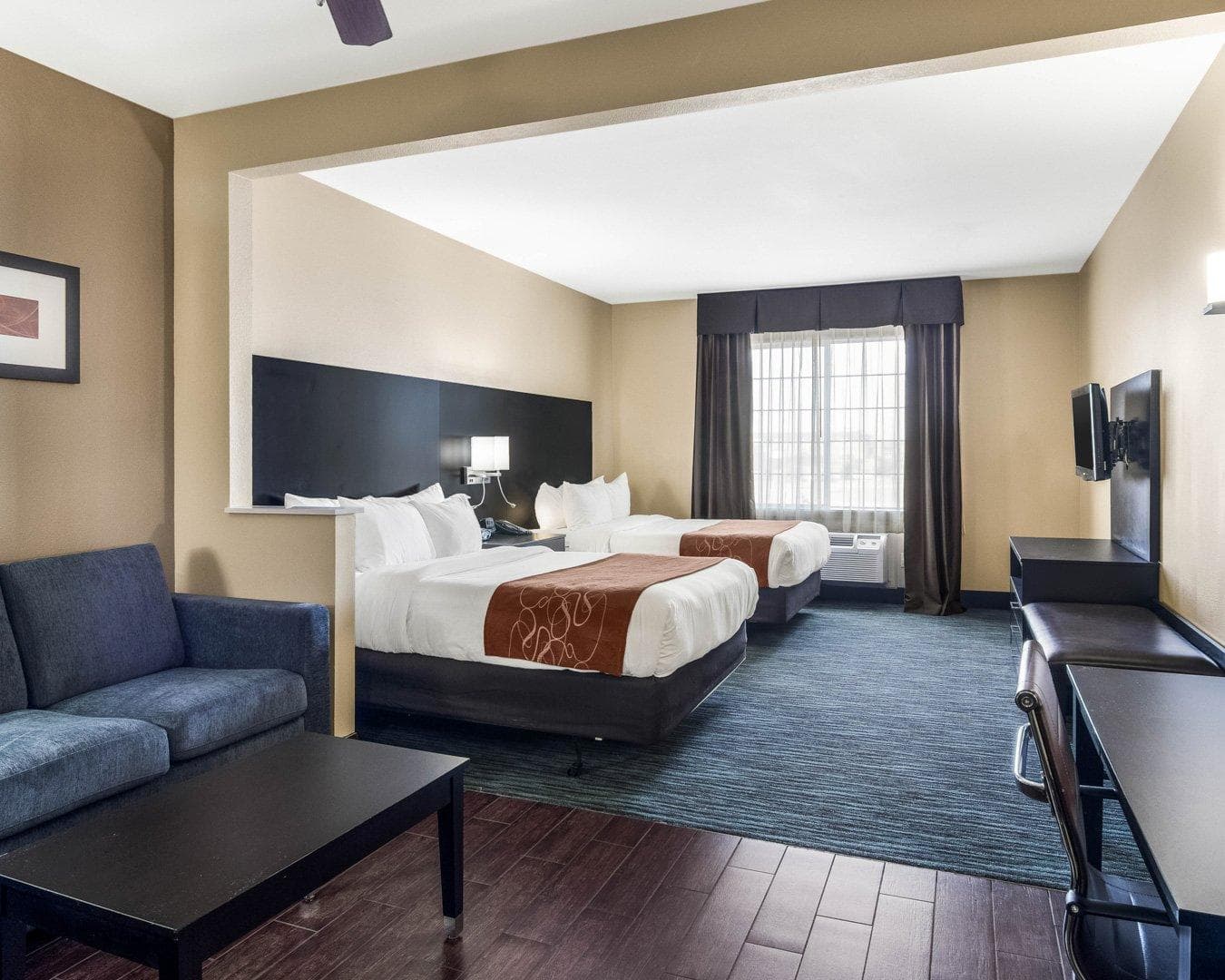 Comfort Suites Odessa near University — 11