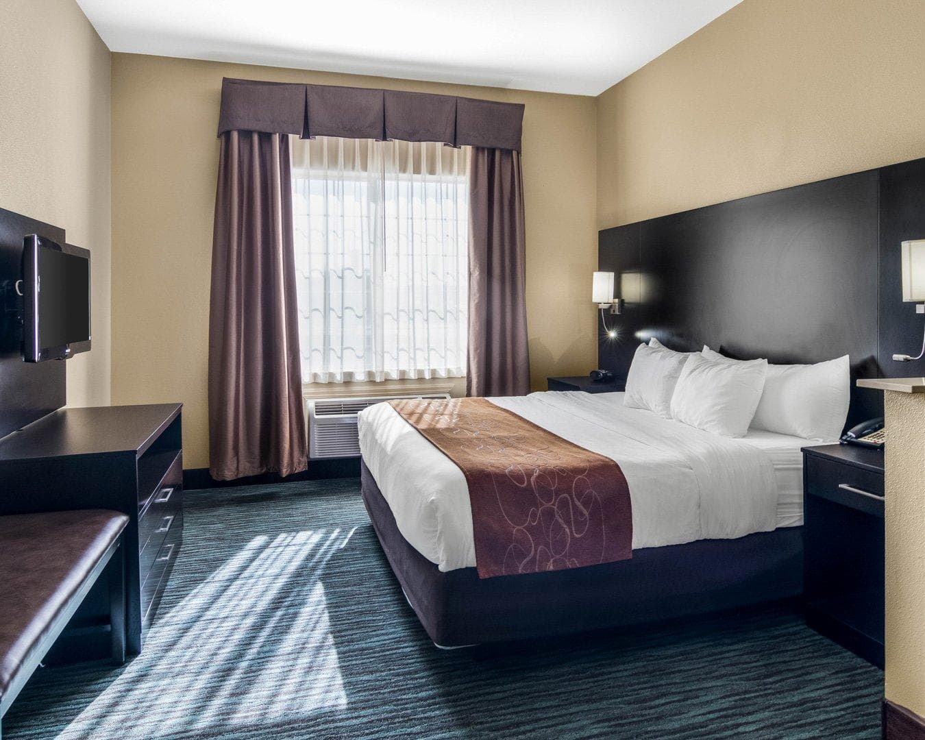 Comfort Suites Odessa near University - Image 2