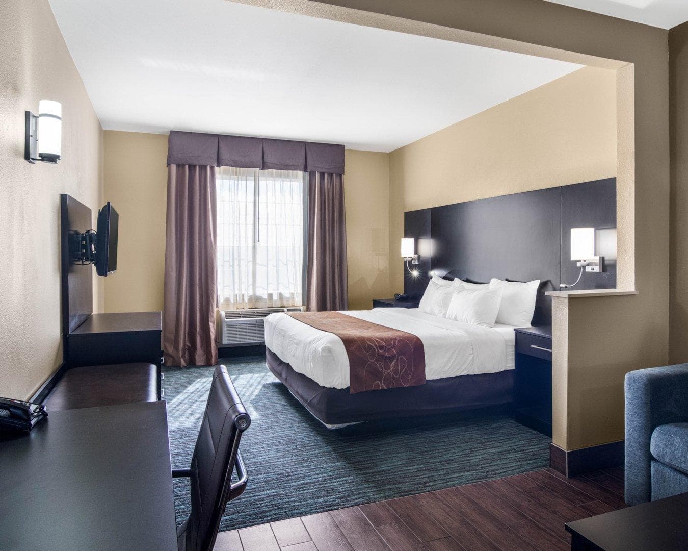 Comfort Suites Odessa near University - Image 3