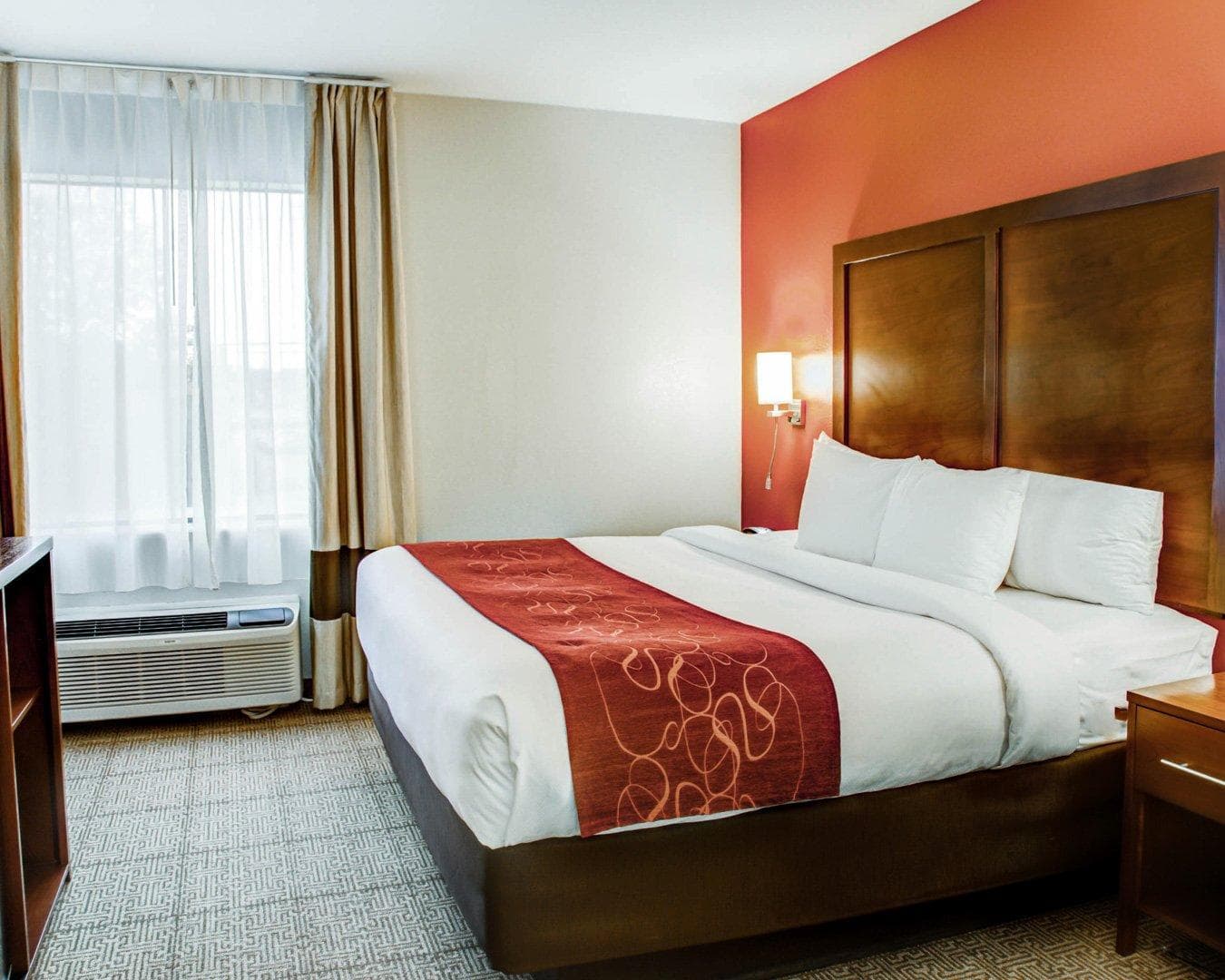 Comfort Suites Tyler South — 2