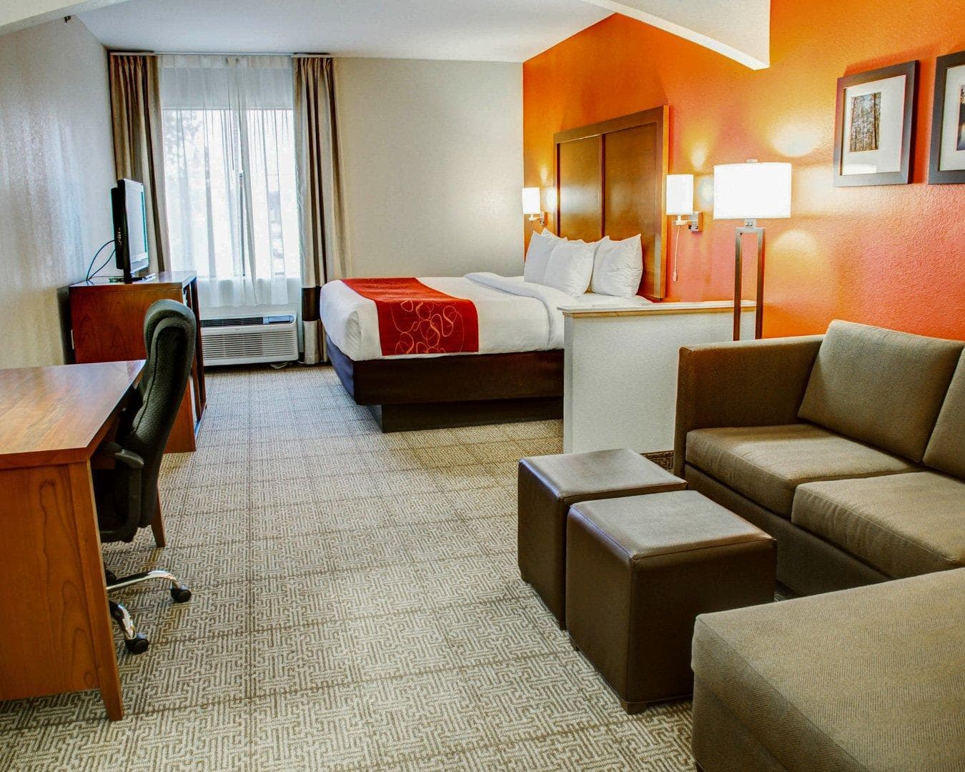 Comfort Suites Tyler South — 3
