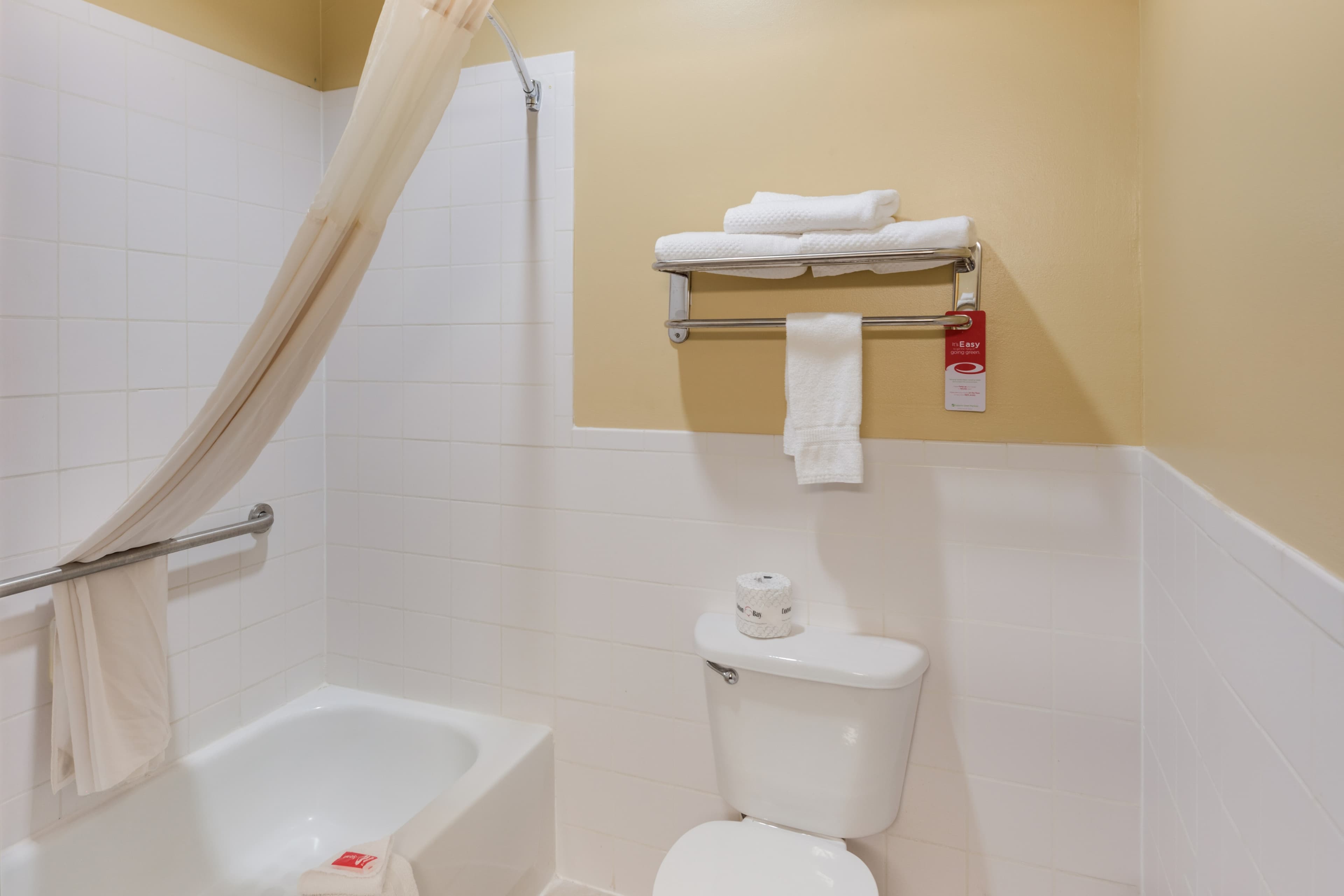 Econo Lodge Lubbock I-27 — 5