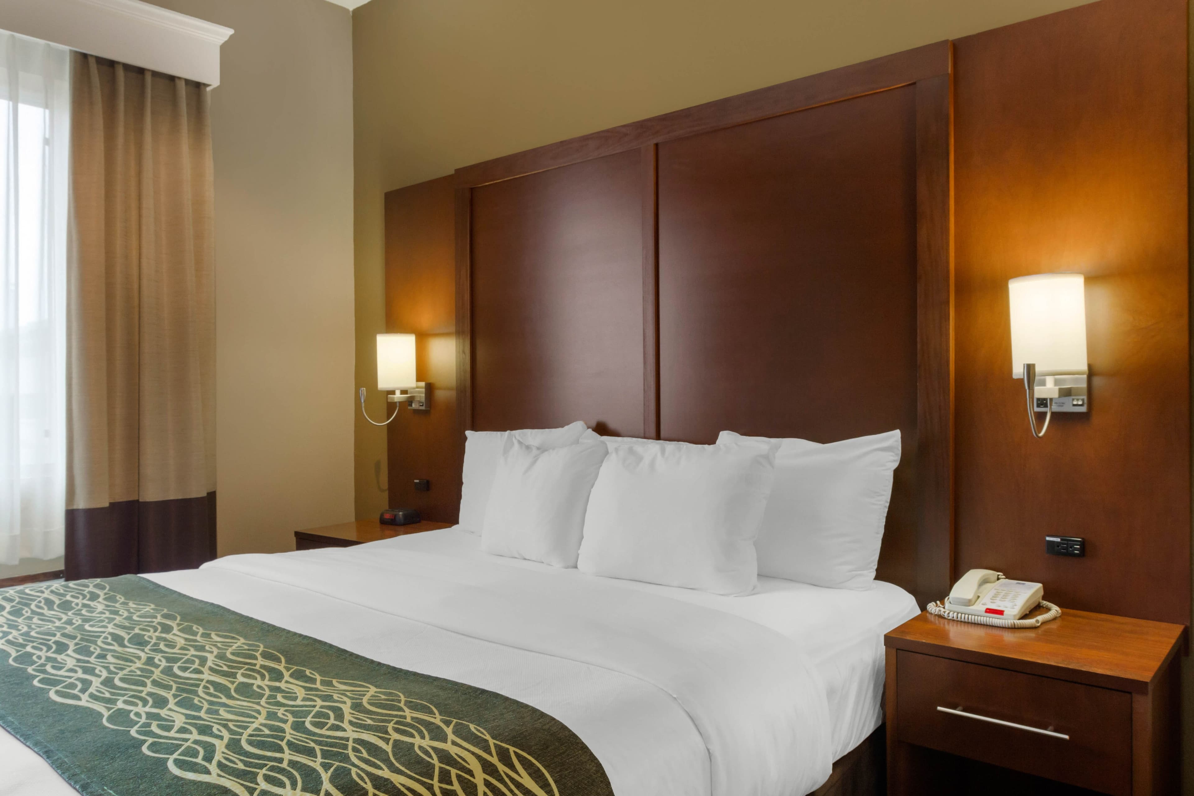 Comfort Inn & Suites Amarillo East - Image 2