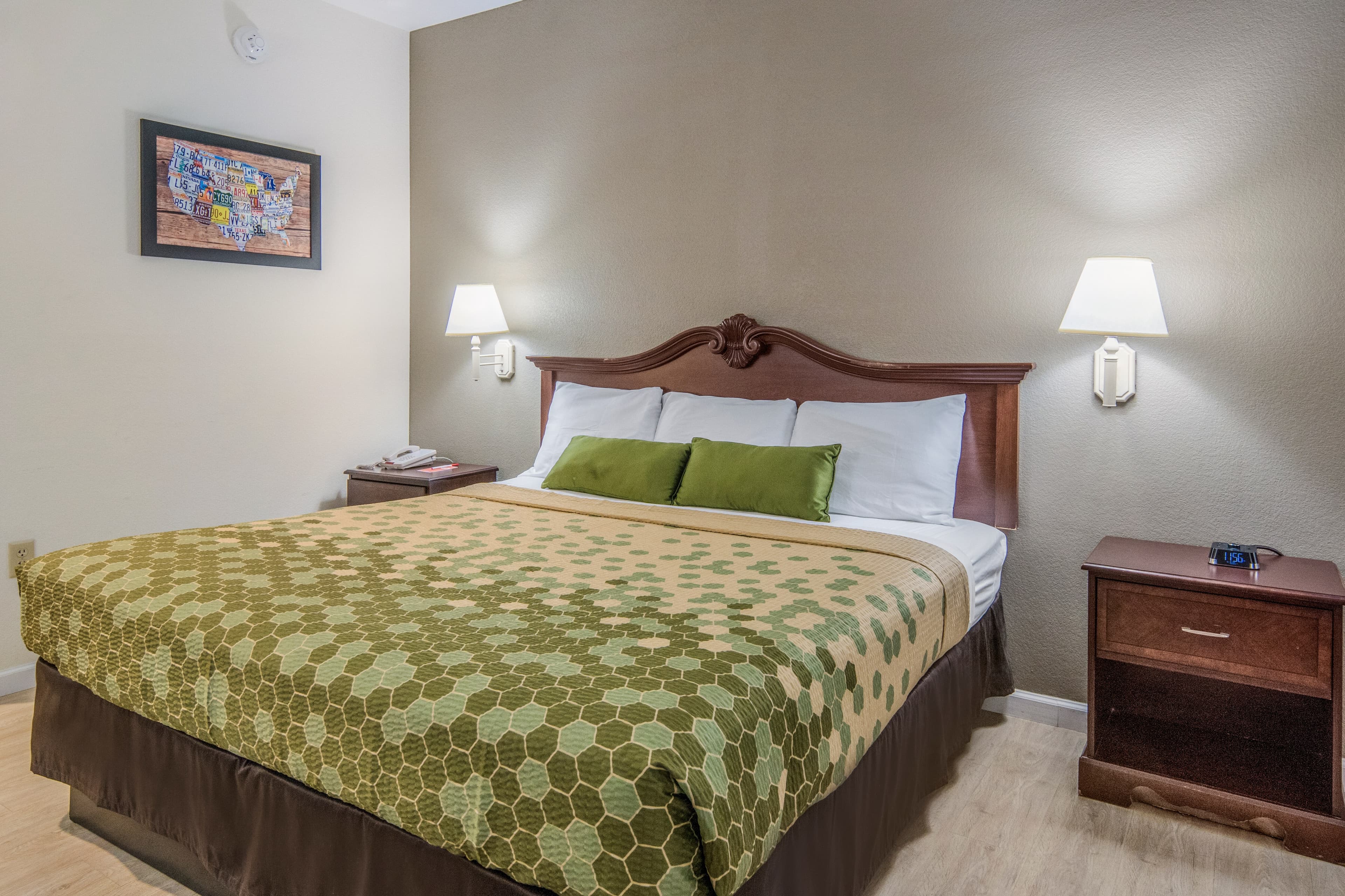 Econo Lodge Weatherford — 6