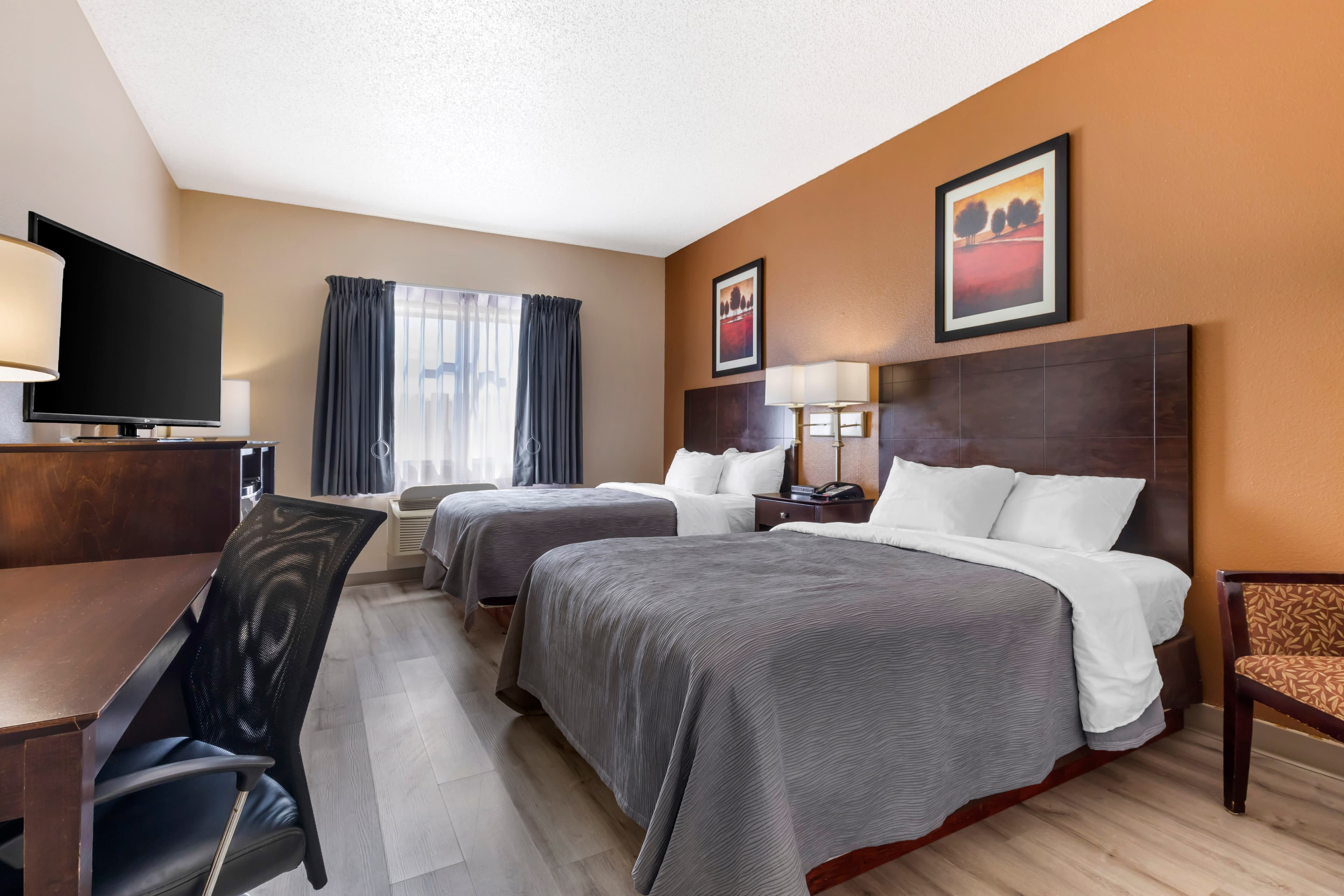 Quality Inn & Suites Wichita Falls I-44 — 2