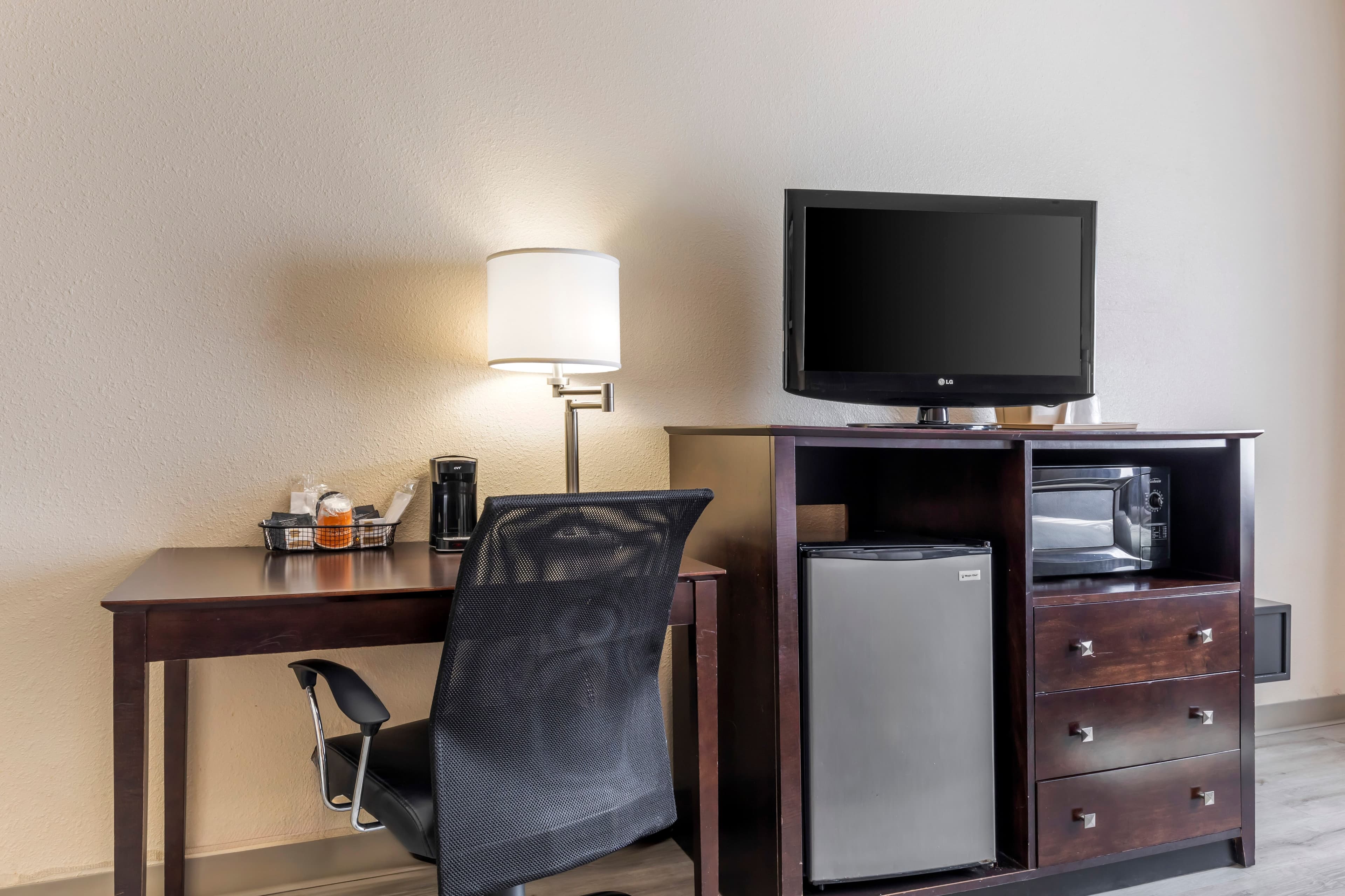 Quality Inn & Suites Wichita Falls I-44 — 9