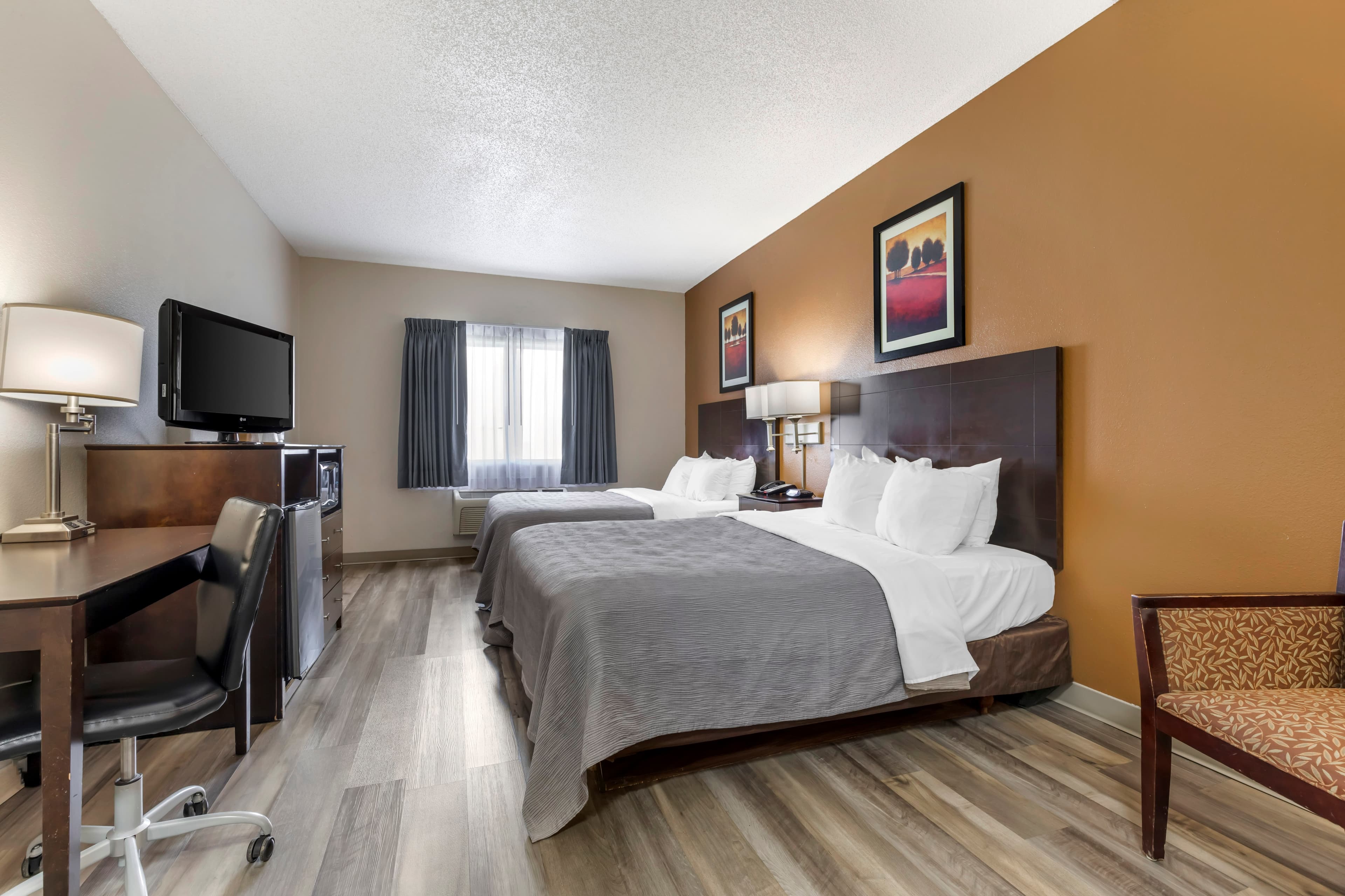 Quality Inn & Suites Wichita Falls I-44 — 22