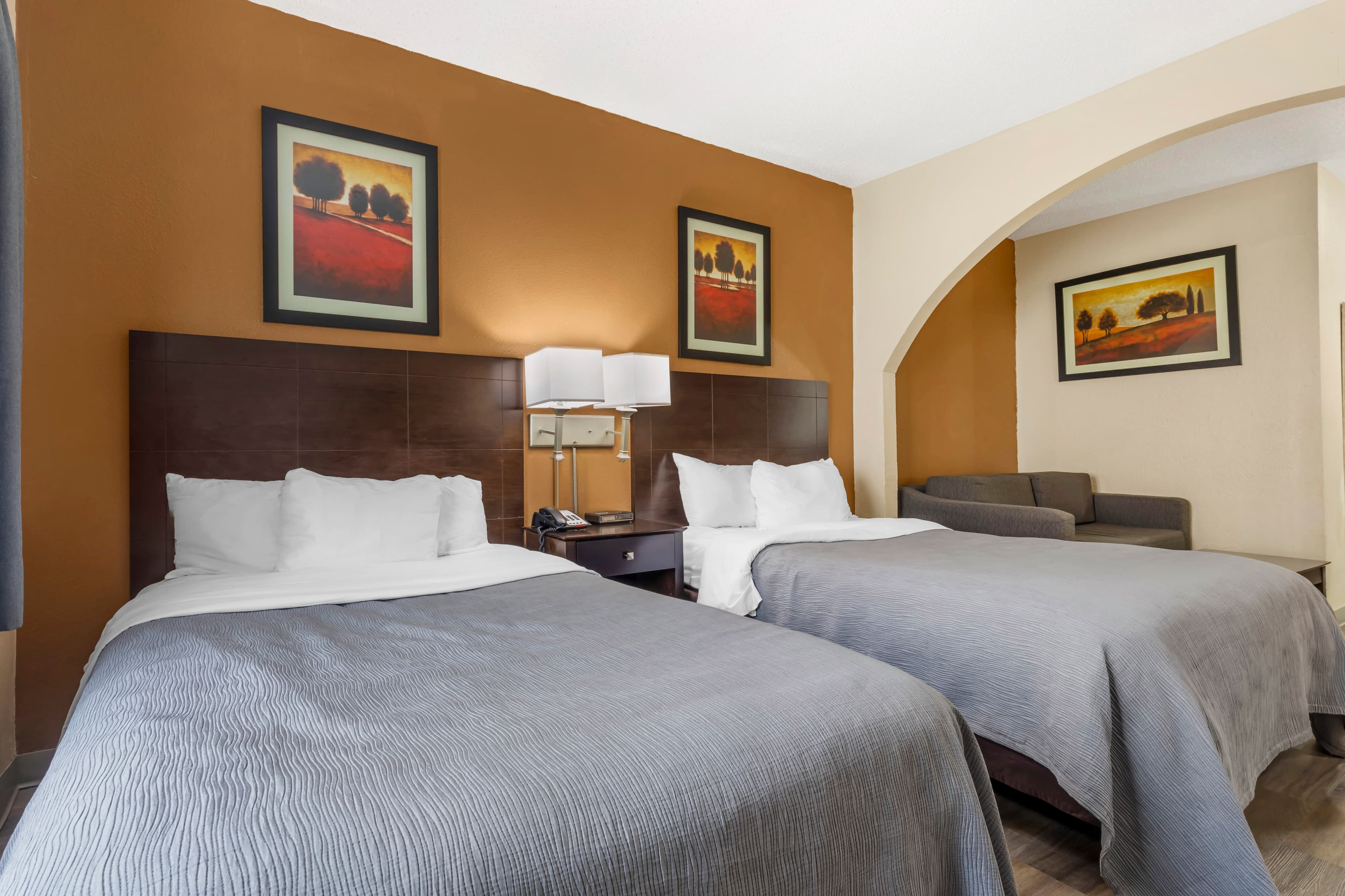 Quality Inn & Suites Wichita Falls I-44 — 29