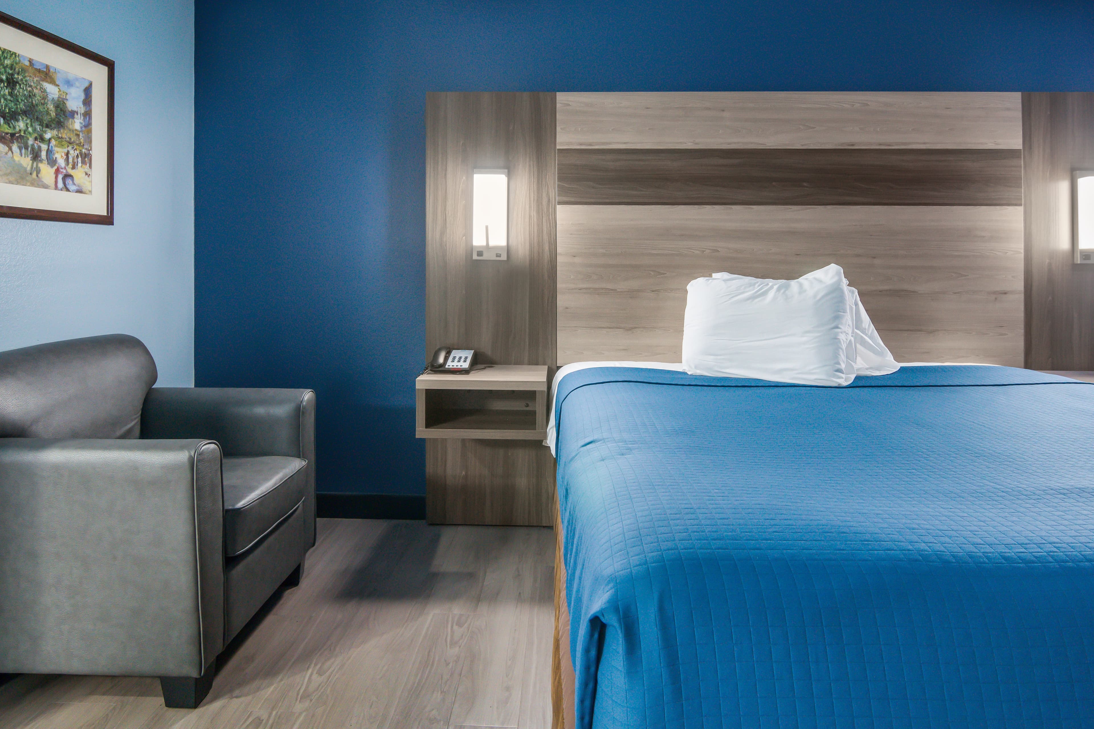 Rodeway Inn Carrollton I-35E — 7