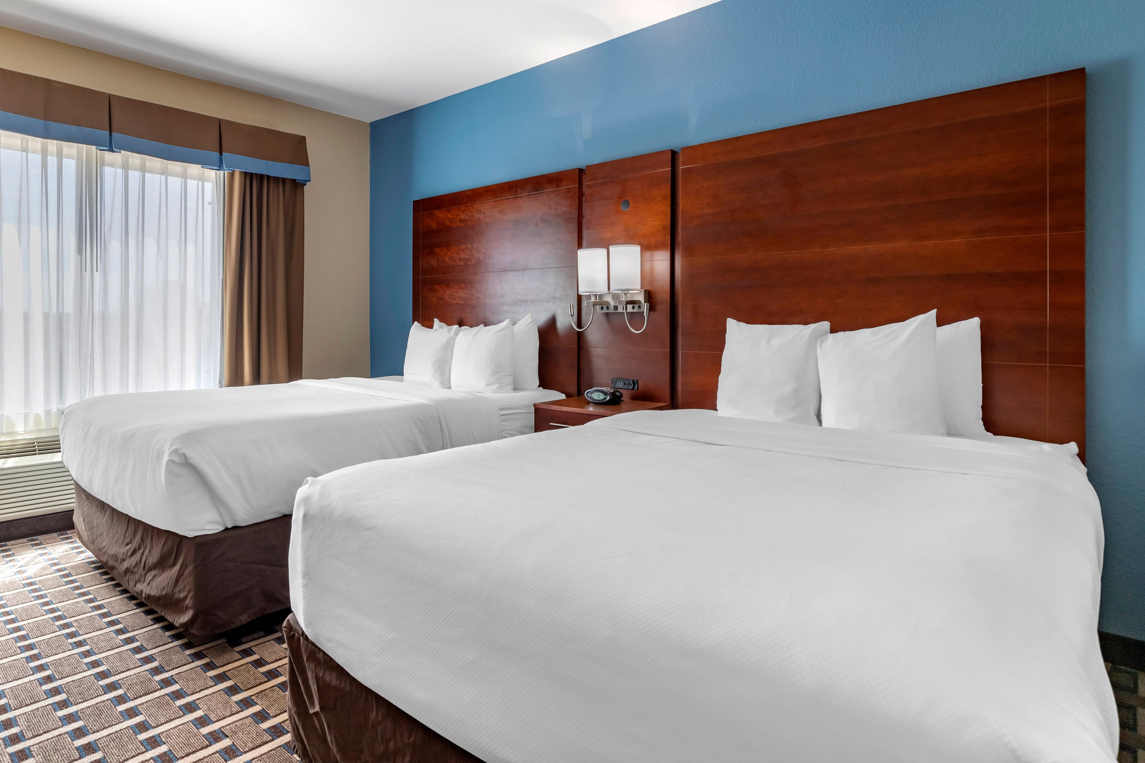 Comfort Suites Georgetown — 6