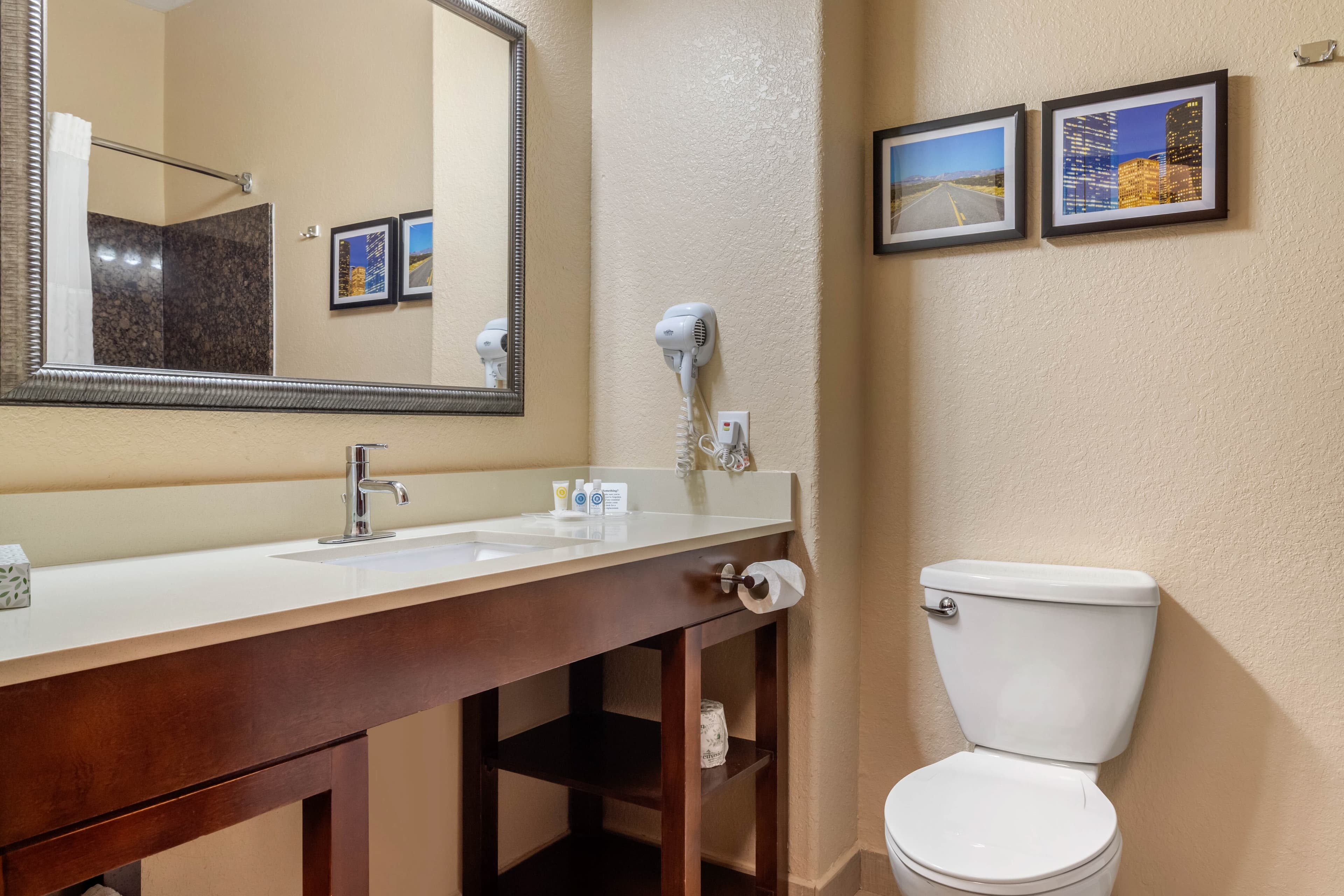 Comfort Suites Baytown I - 10 — 19