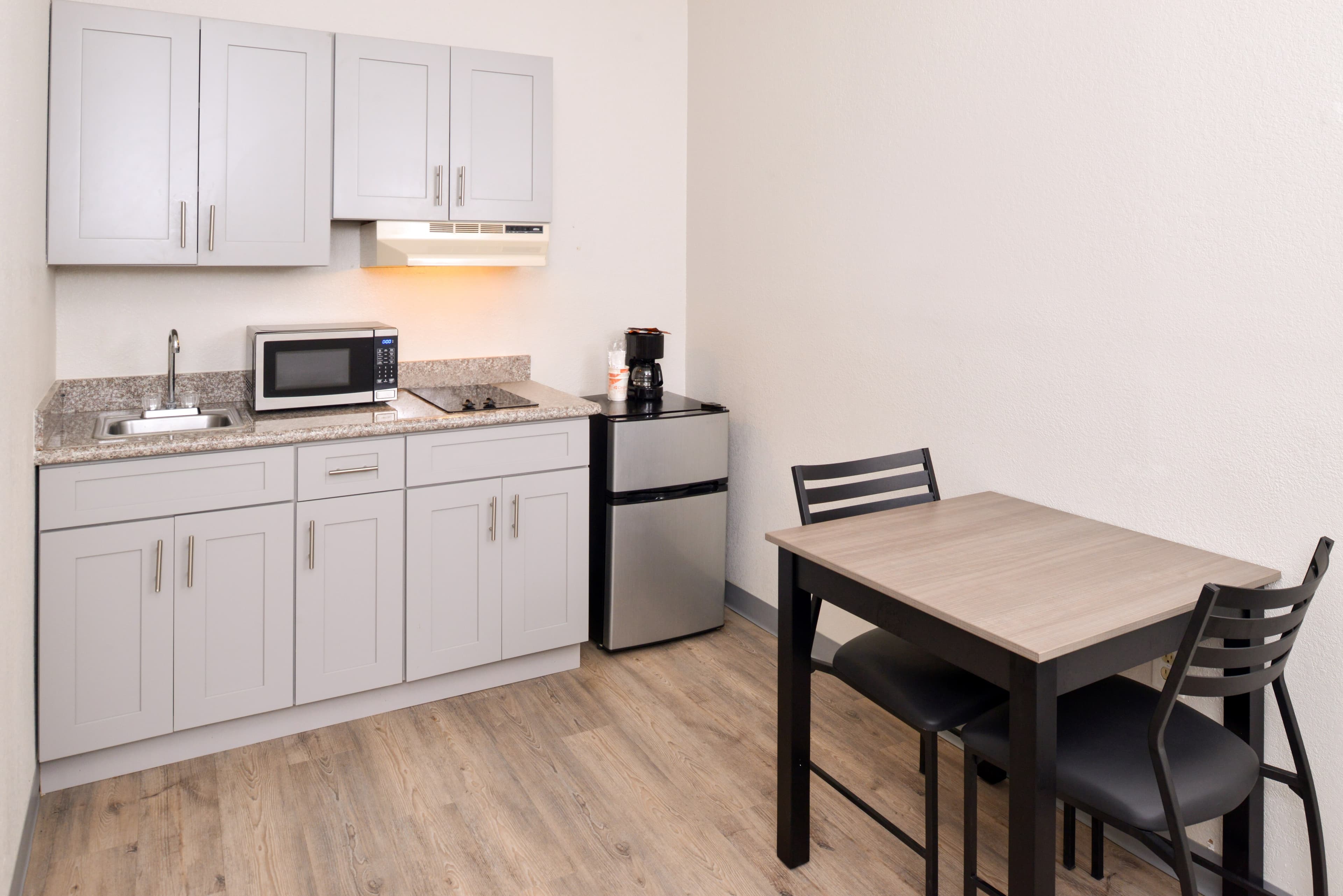 Econo Lodge Inn & Suites Port Arthur near Sabine Pass — 16