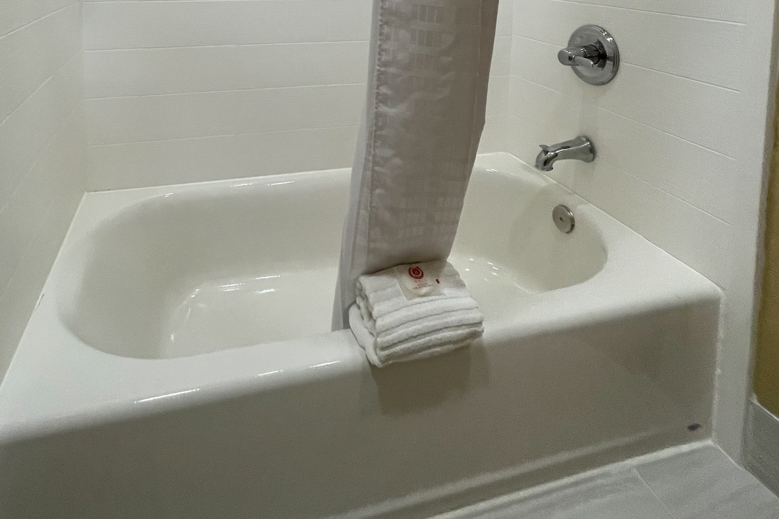 Comfort Suites San Antonio Near Seaworld — 12