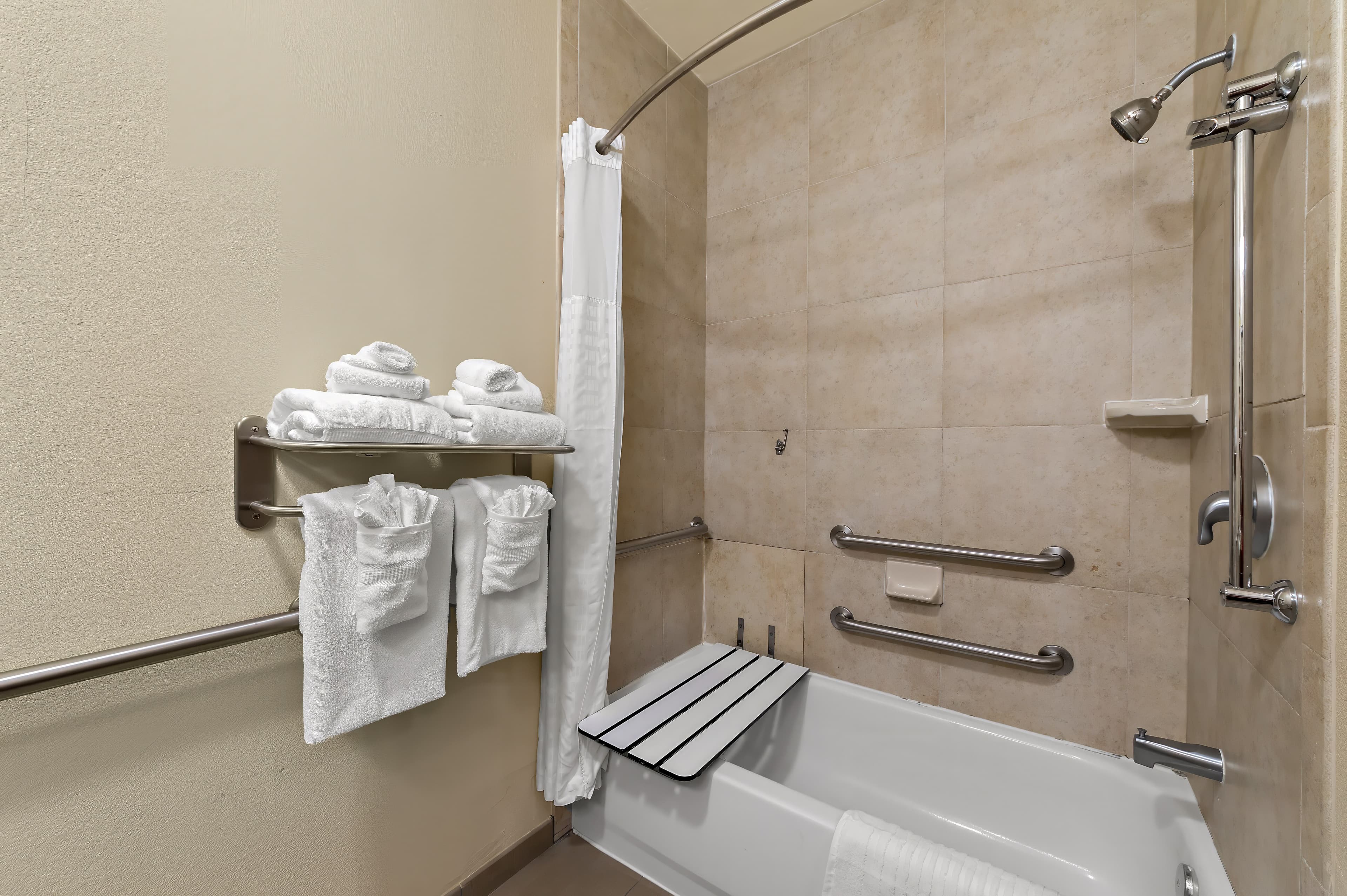Comfort Suites Corpus Christi Central - Image 5