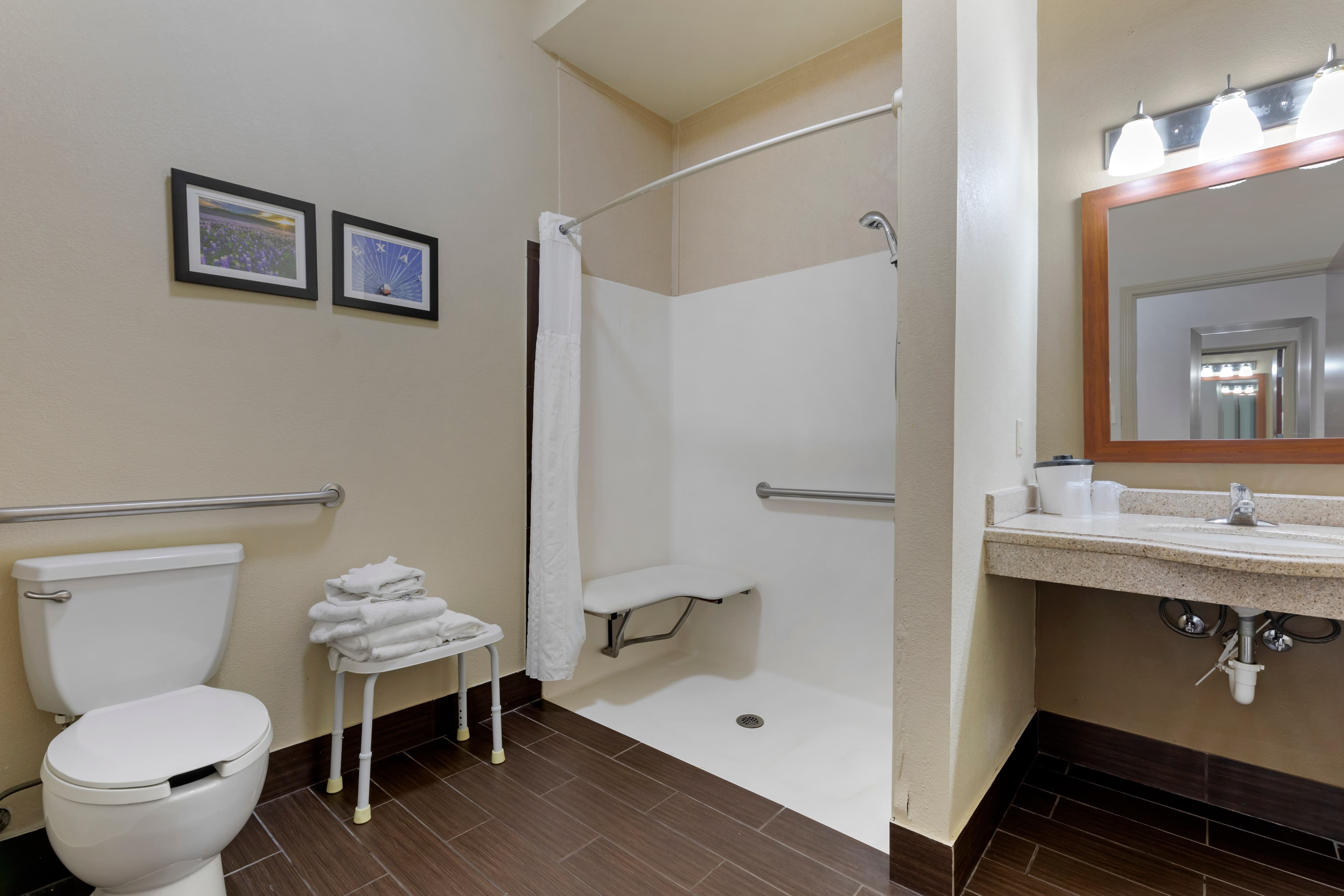 Comfort Suites Gainesville — 6