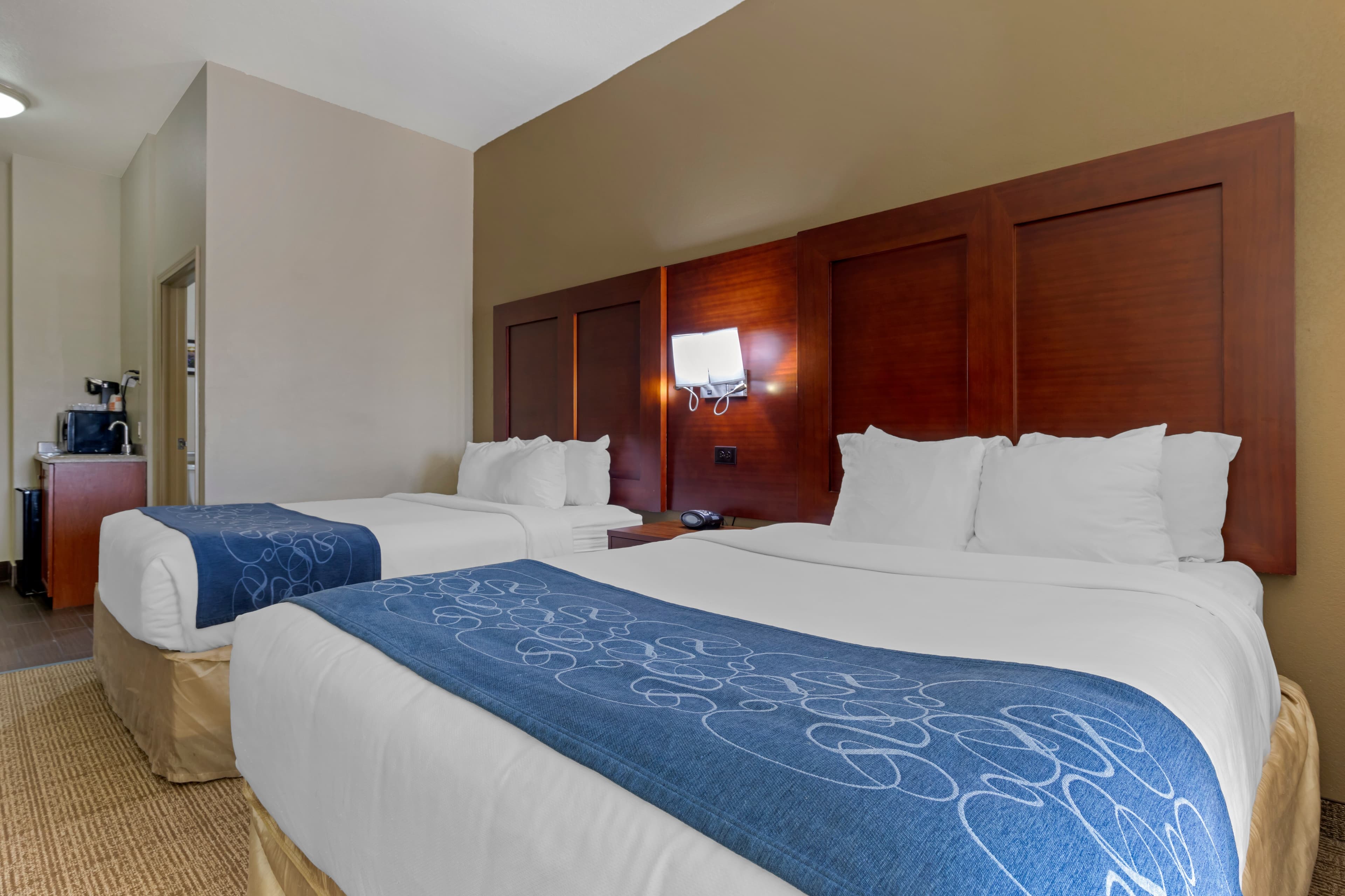Comfort Suites Gainesville — 8