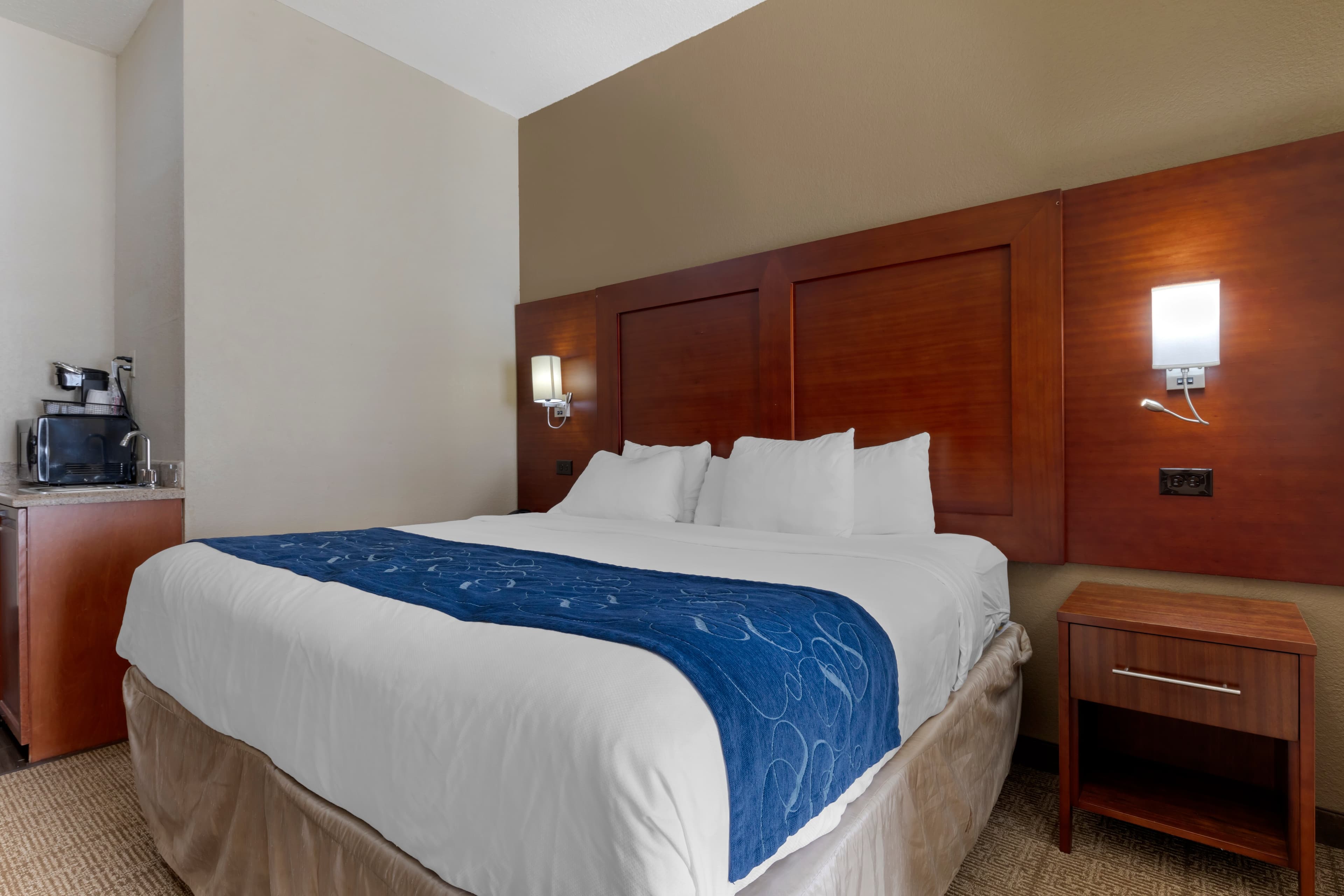 Comfort Suites Gainesville — 14