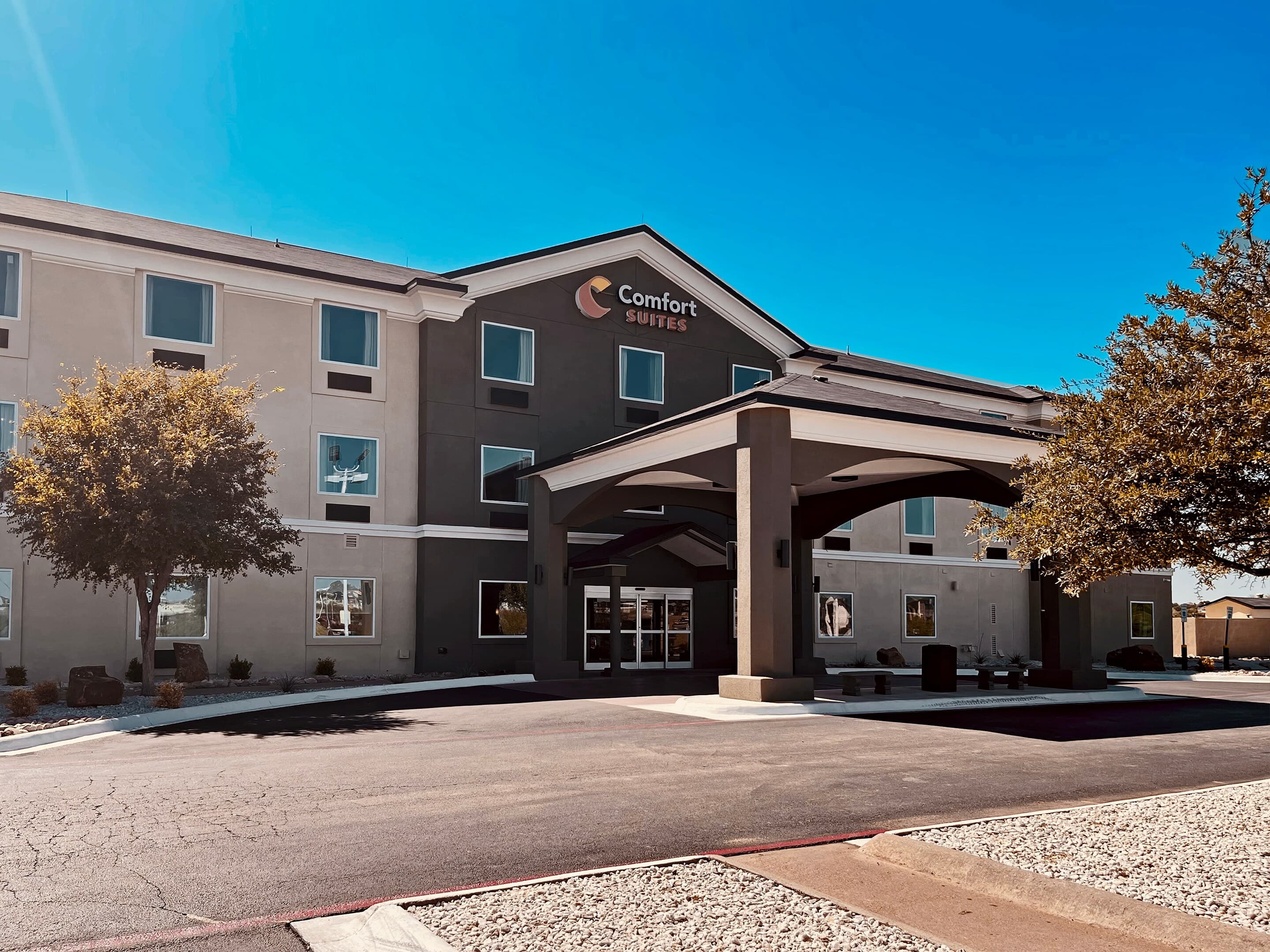 Comfort Suites San Angelo near University - Image 1