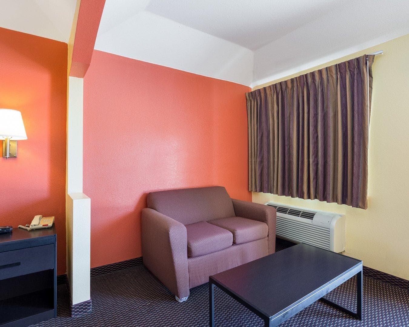 Rodeway Inn & Suites Humble IAH — 25