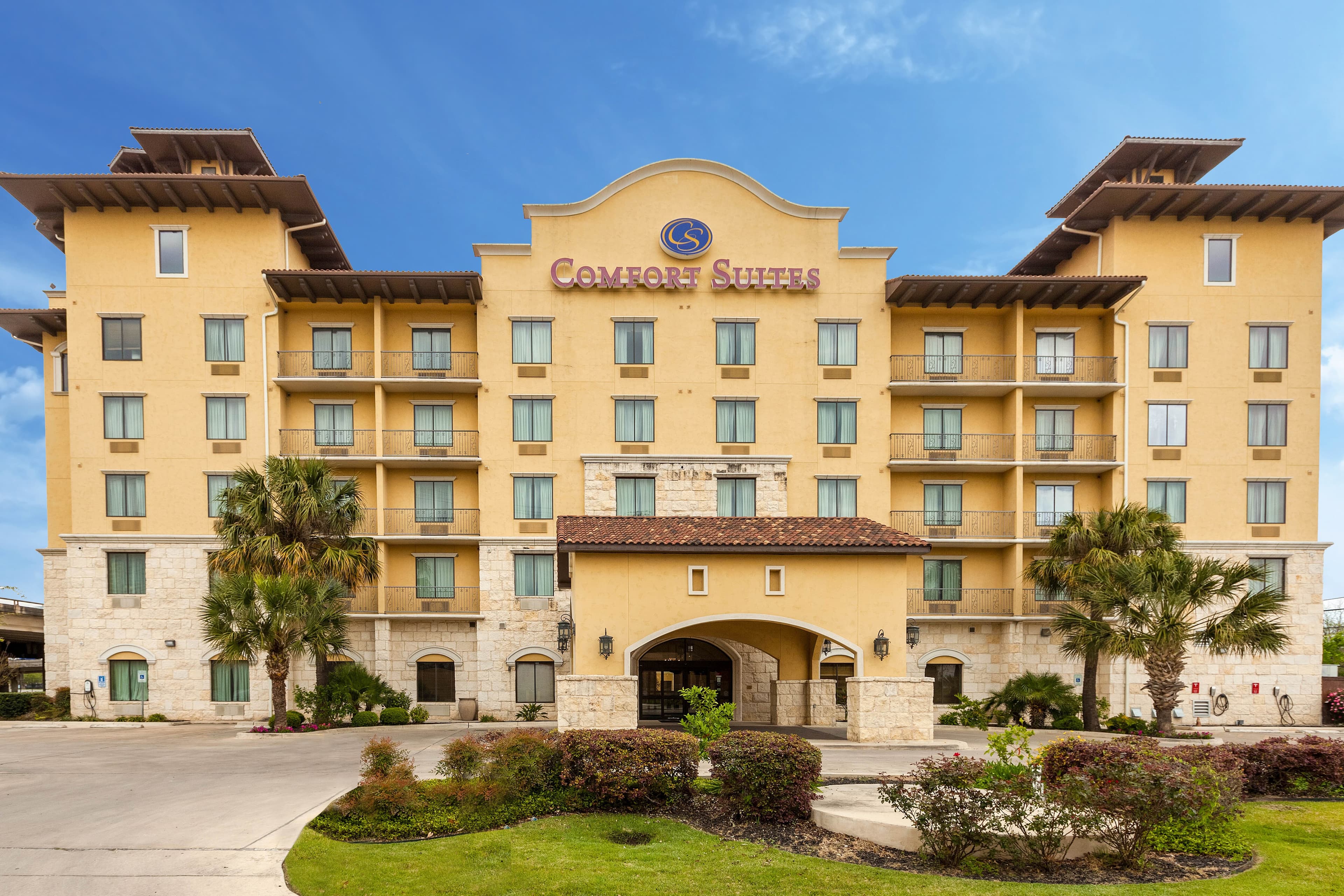 Comfort Suites Alamo/River walk - Image 1
