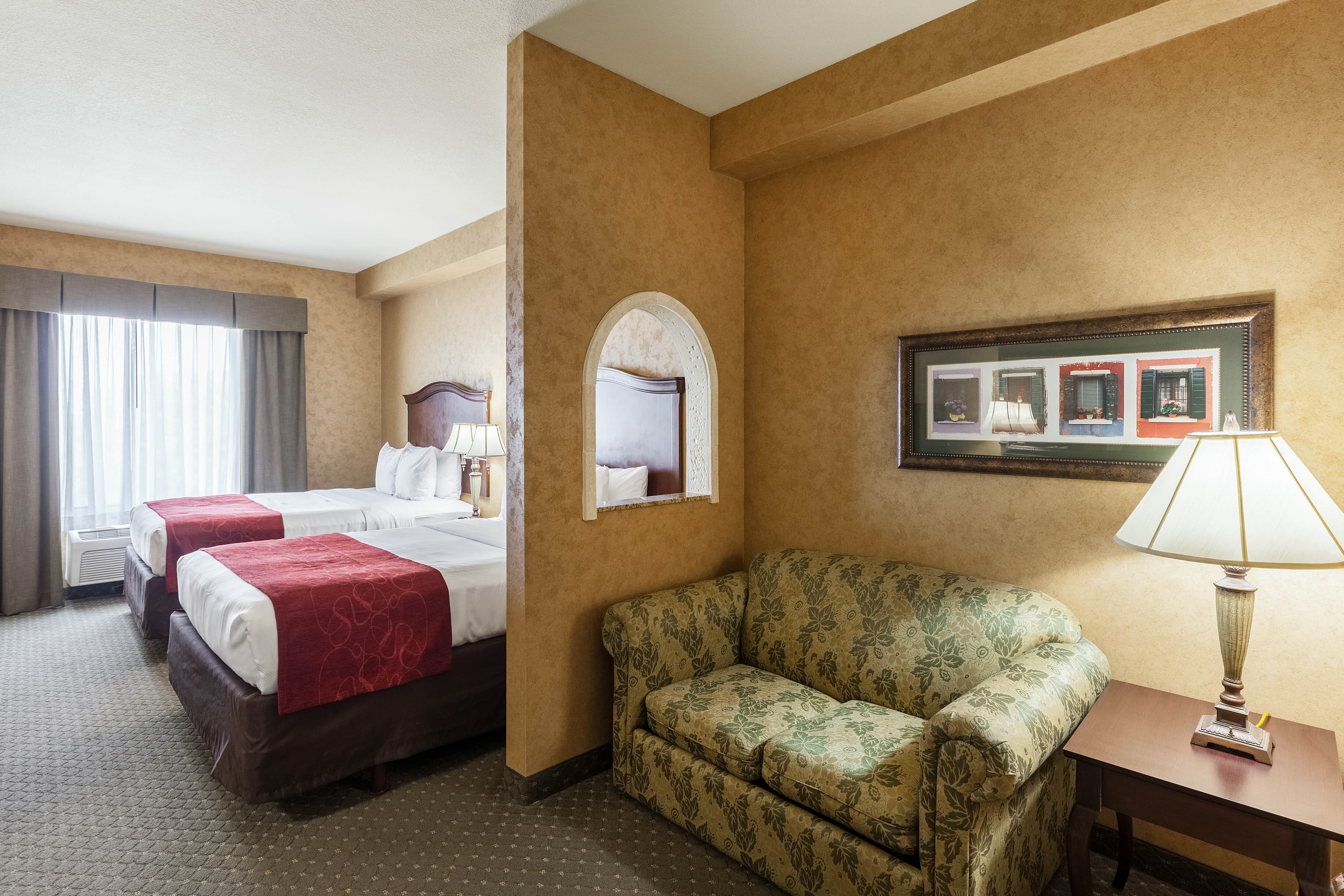 Comfort Suites Alamo/River walk - Image 4
