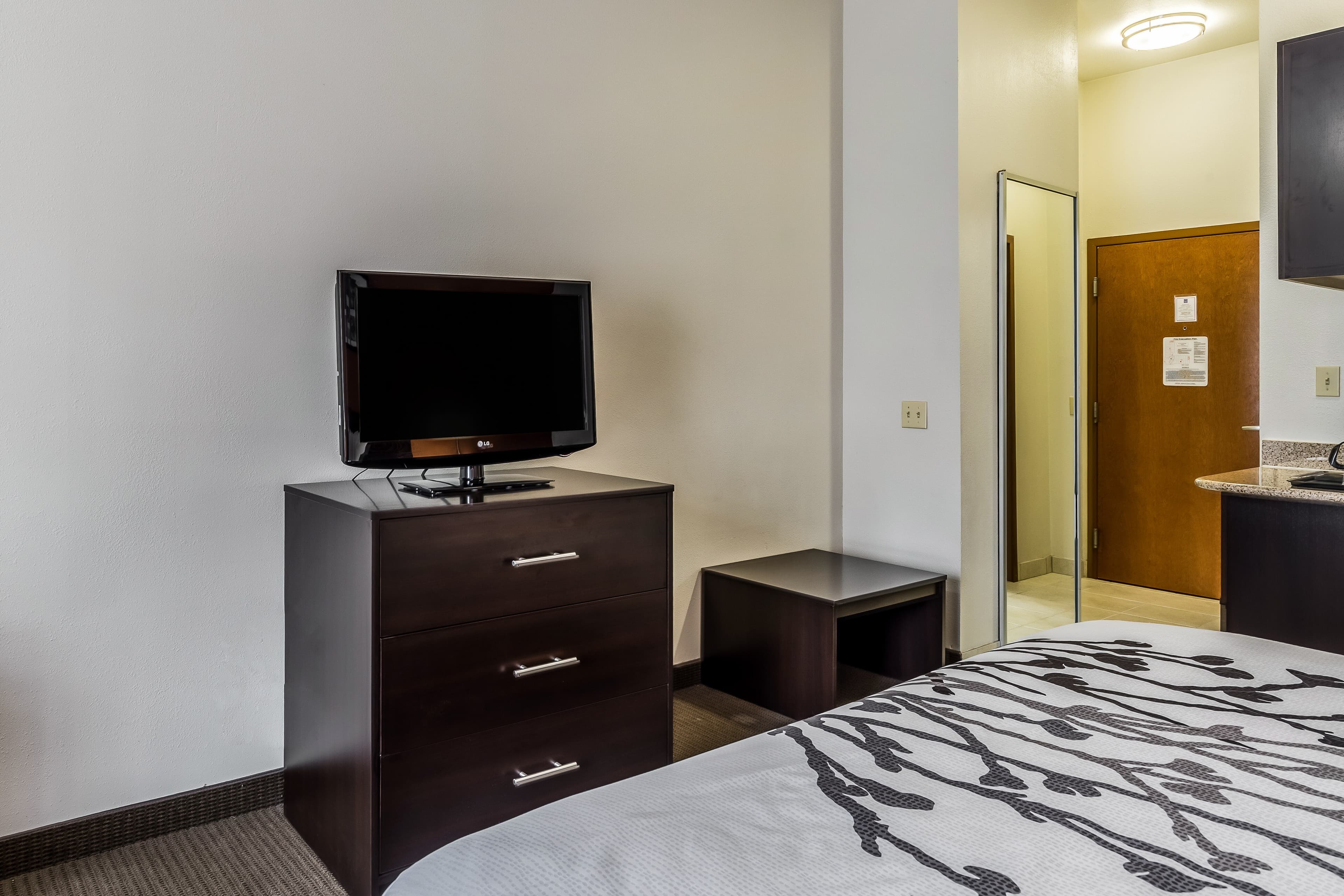 Sleep Inn & Suites Stafford - Sugarland — 10