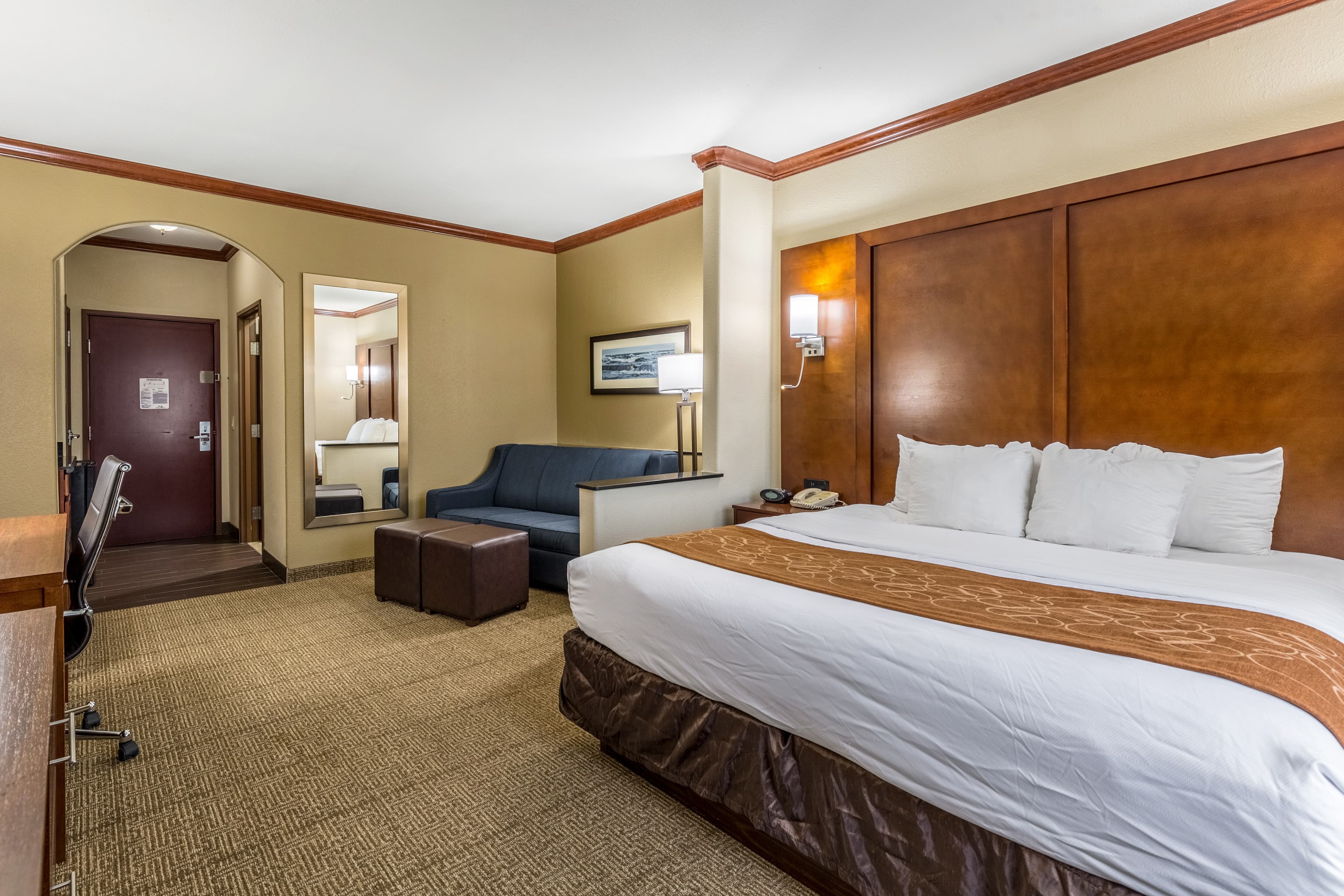 Comfort Suites Galveston Cruise Port Area - Beachside - Image 3