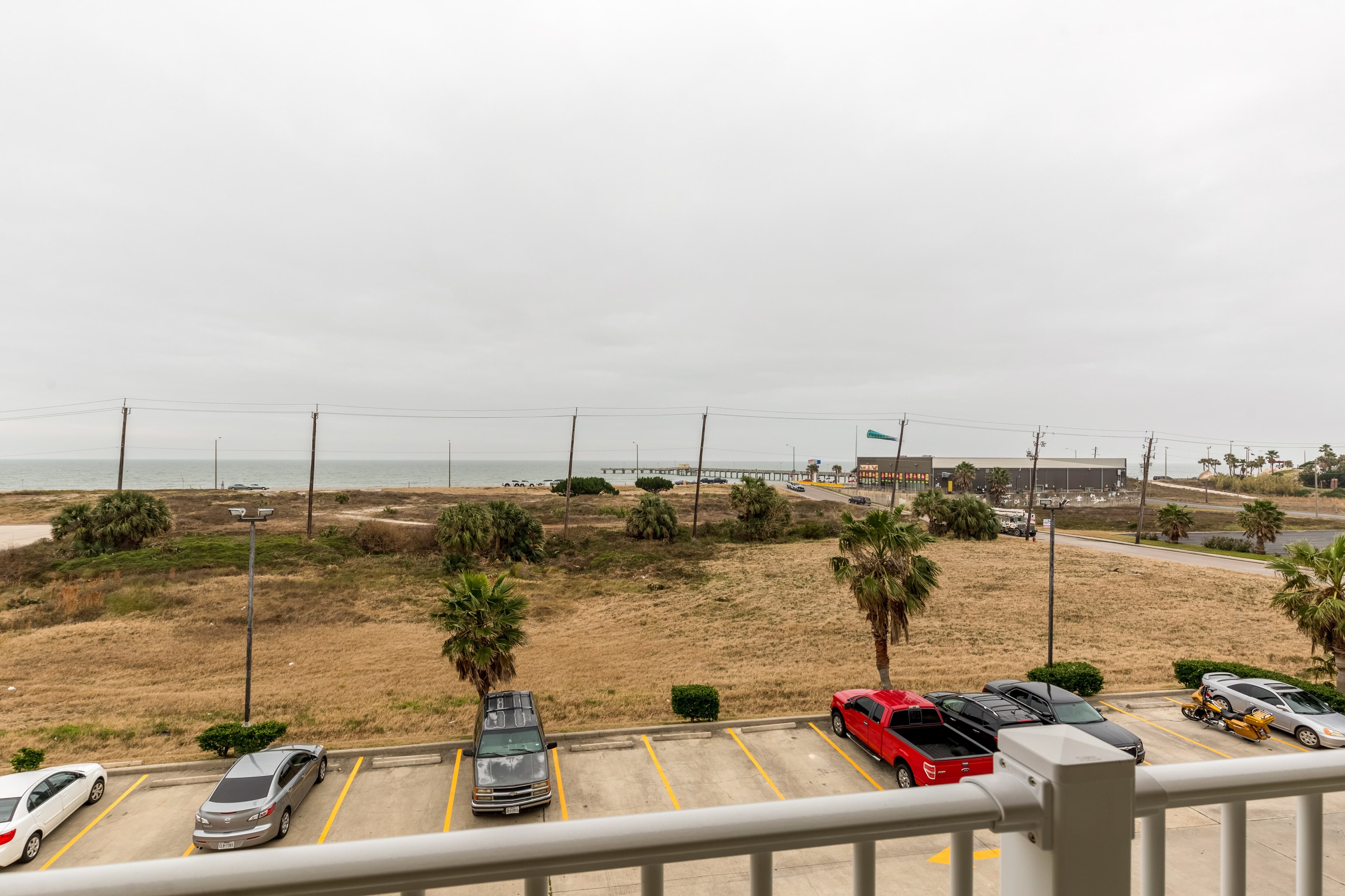 Comfort Suites Galveston Cruise Port Area - Beachside — 8