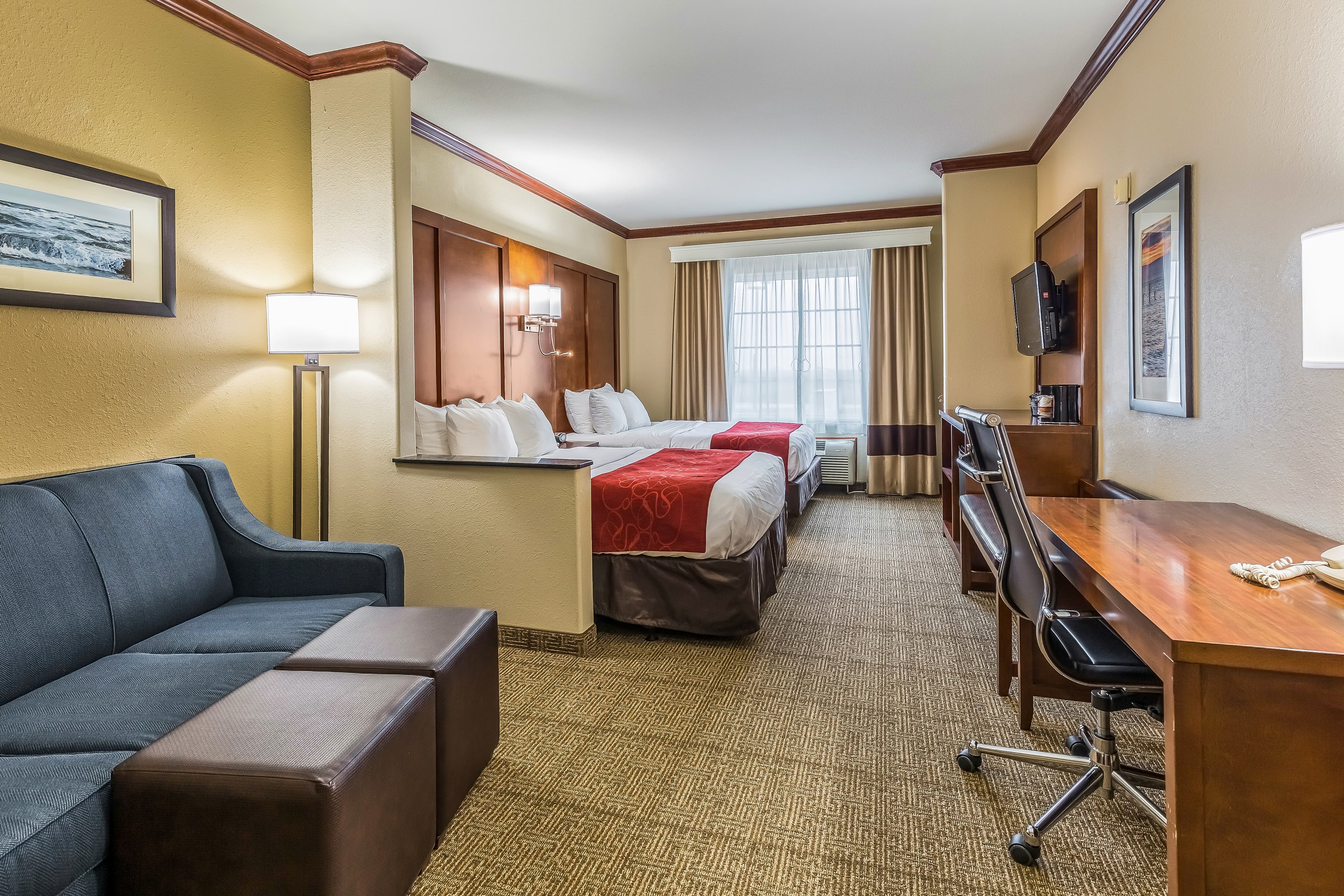 Comfort Suites Galveston Cruise Port Area - Beachside — 17