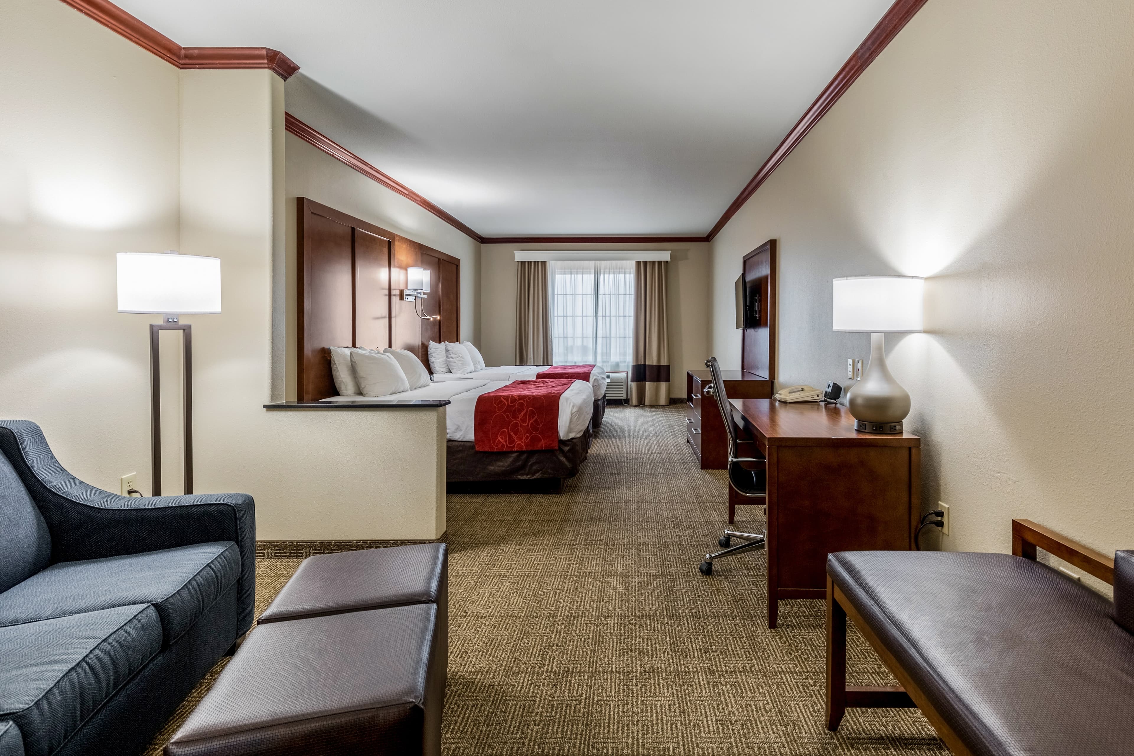 Comfort Suites Galveston Cruise Port Area - Beachside — 28