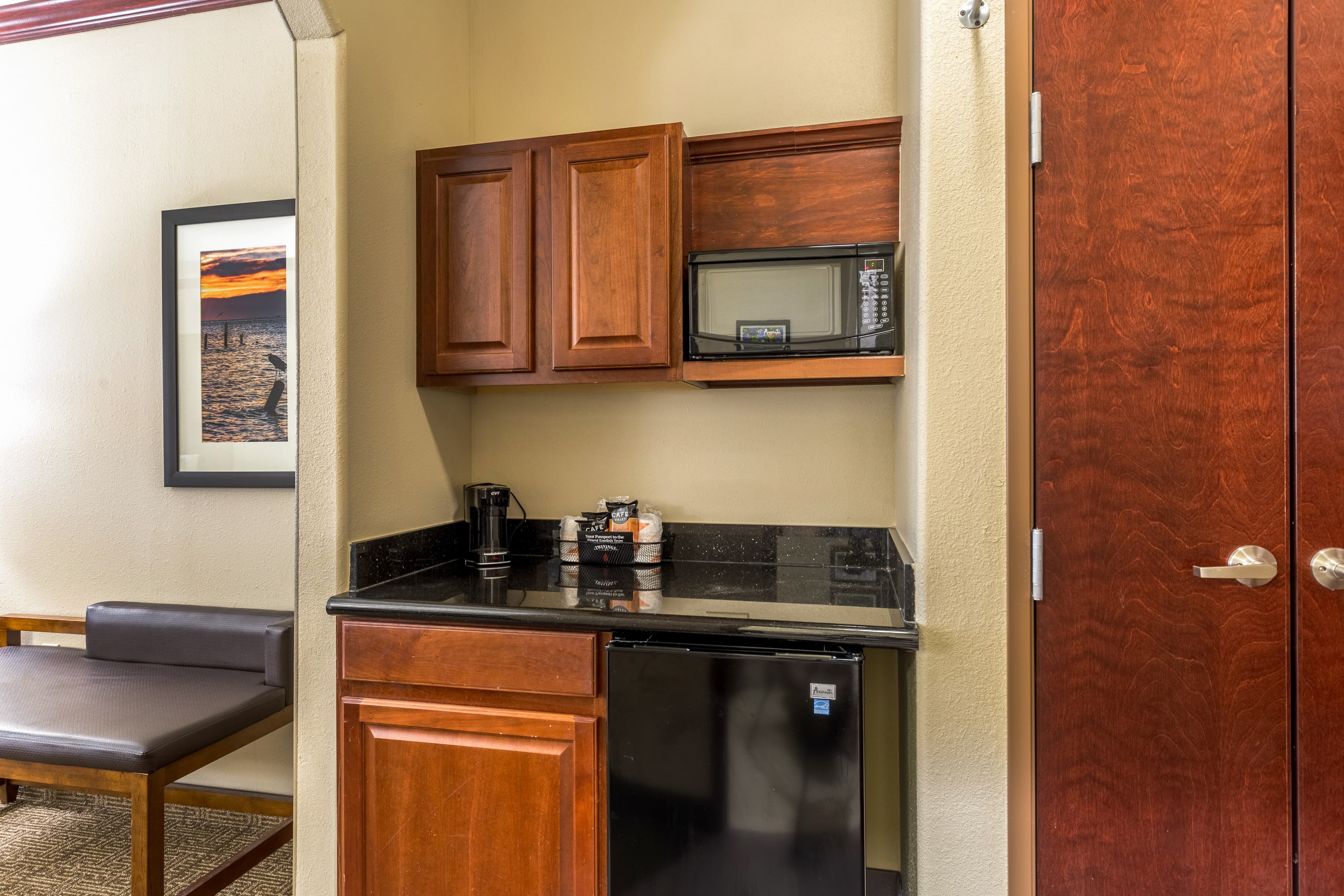 Comfort Suites Galveston Cruise Port Area - Beachside — 30