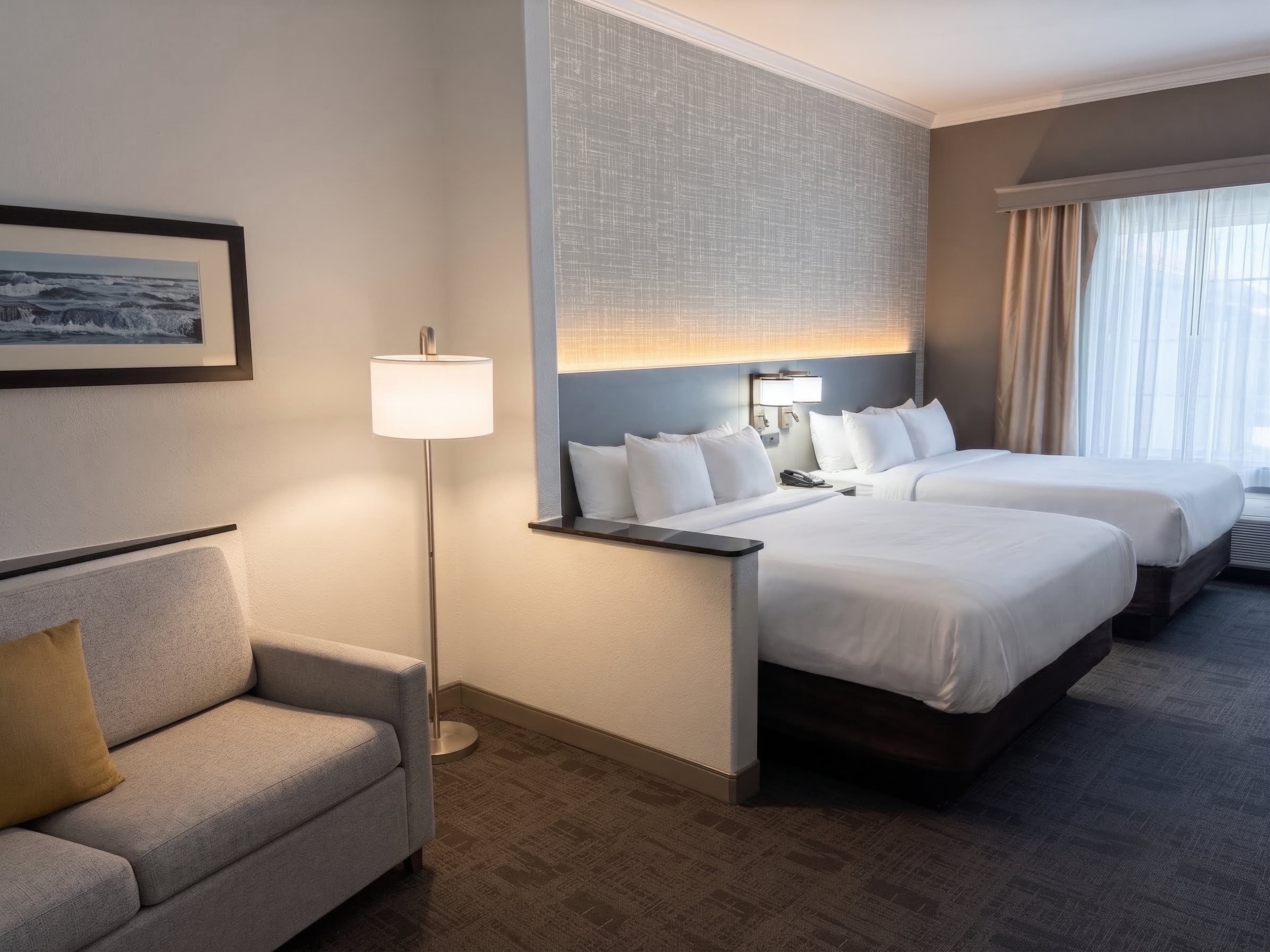 Comfort Suites Galveston Cruise Port Area - Beachside — 24