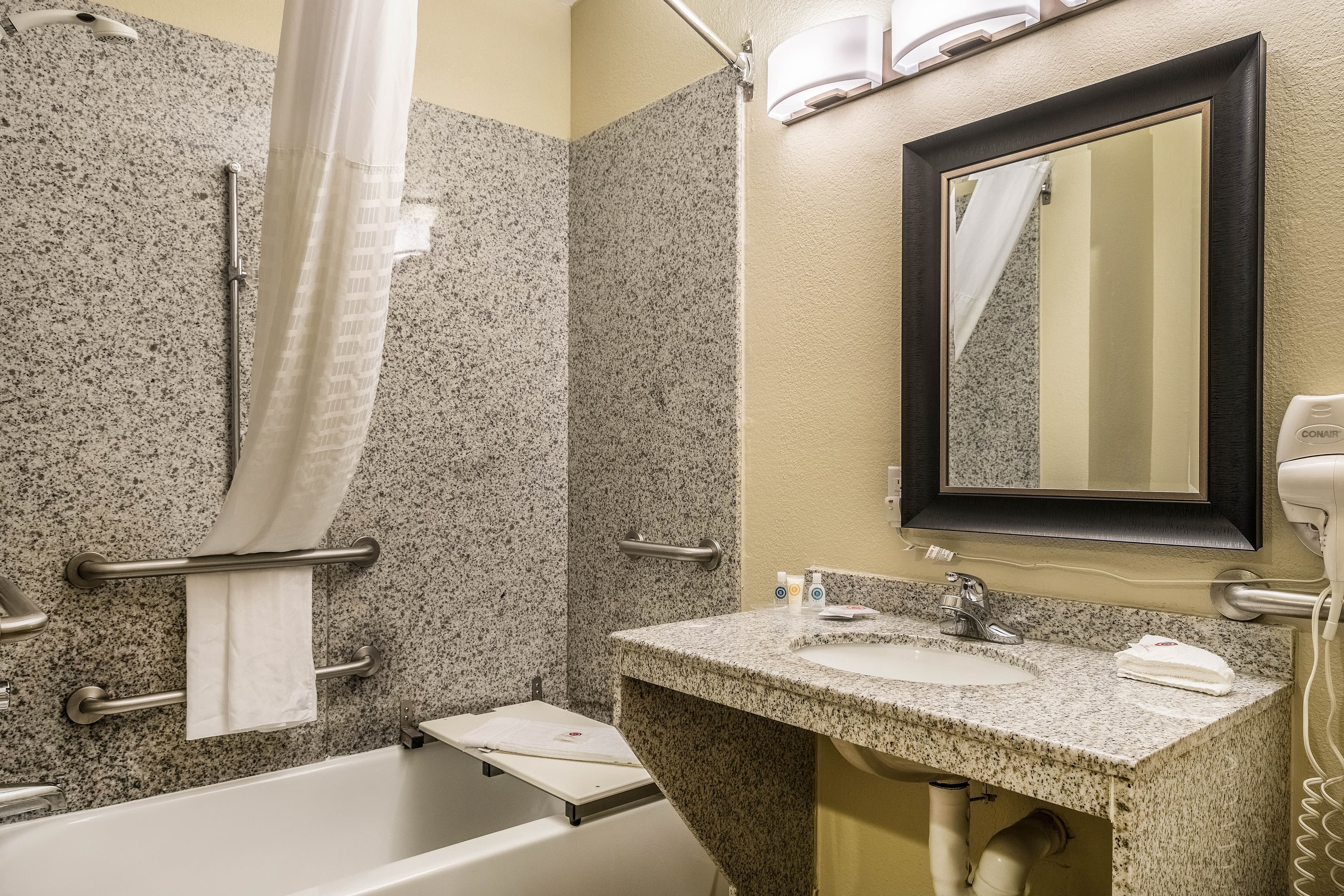 Comfort Suites Near Texas State University — 6