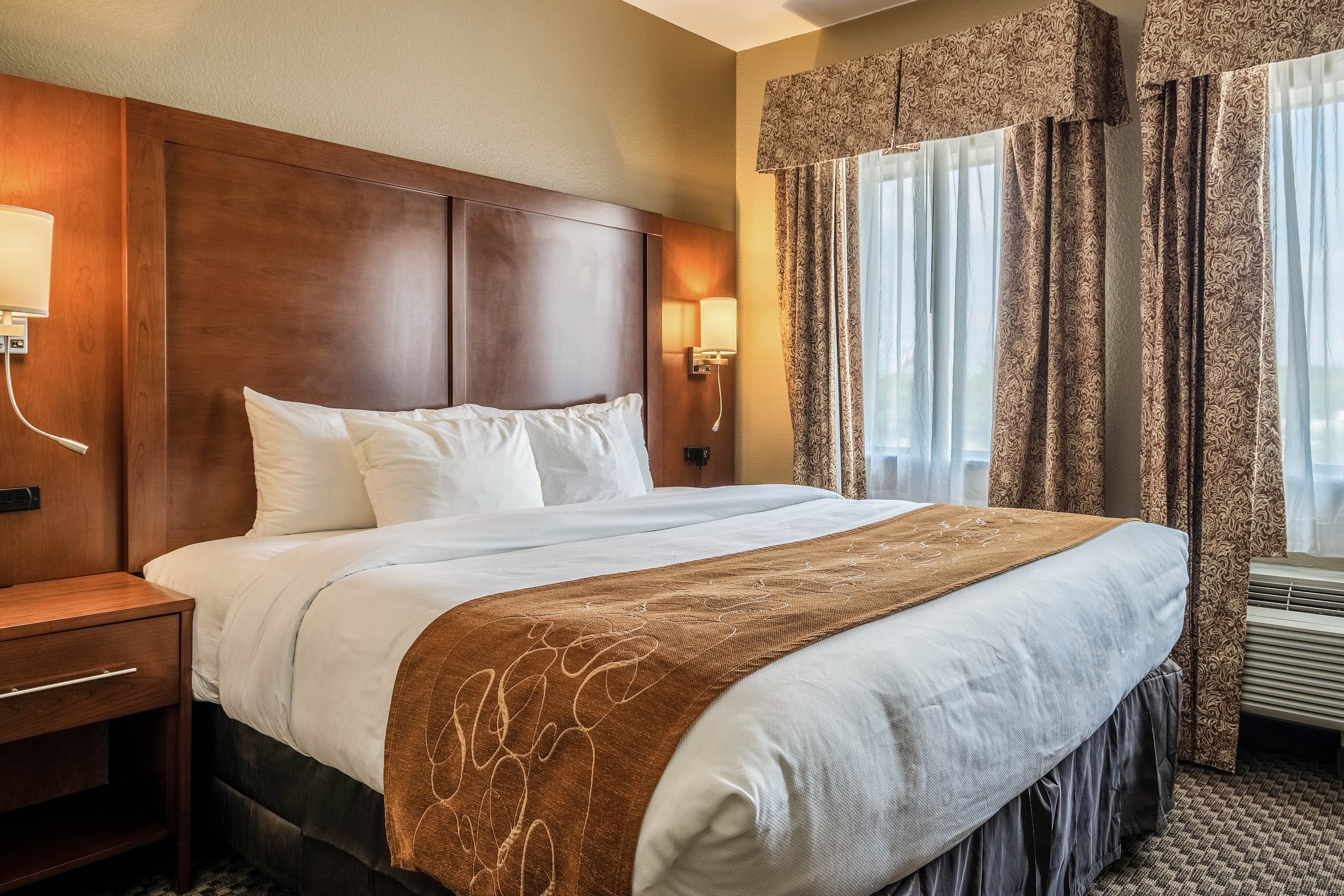Comfort Suites Near Texas State University — 12