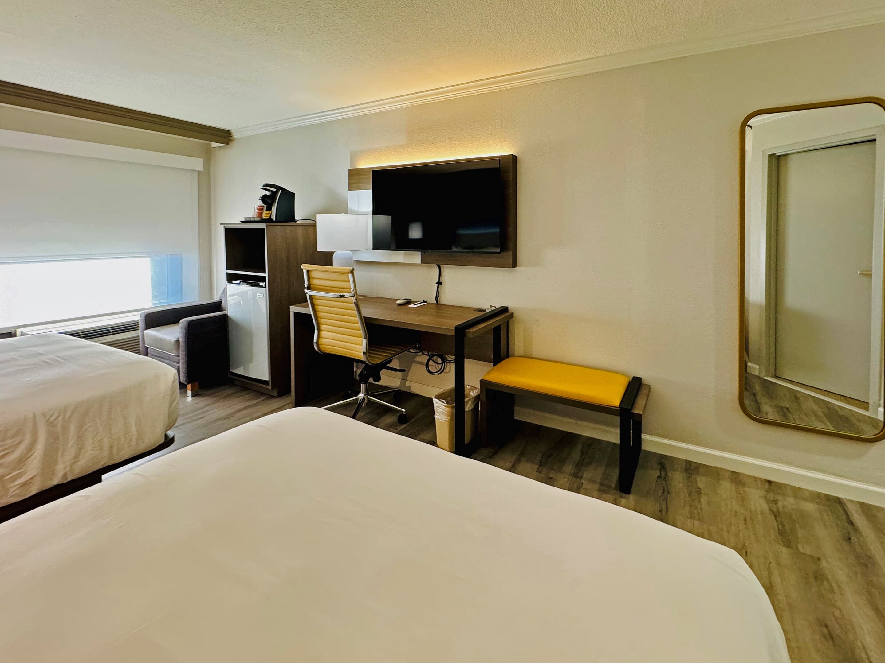 Comfort Inn & Suites Houston I-10 West Energy Corridor — 11