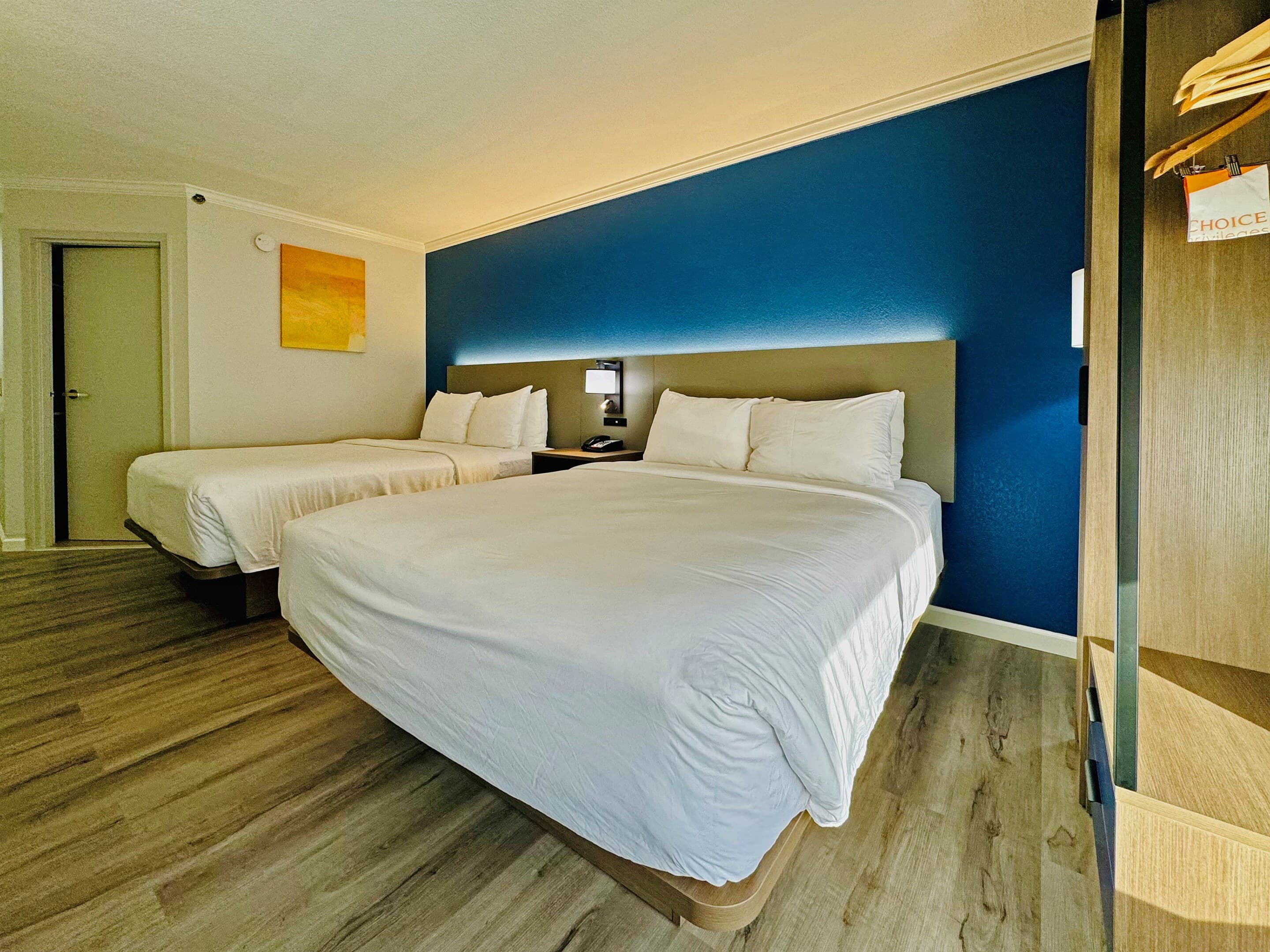Comfort Inn & Suites Houston I-10 West Energy Corridor — 12