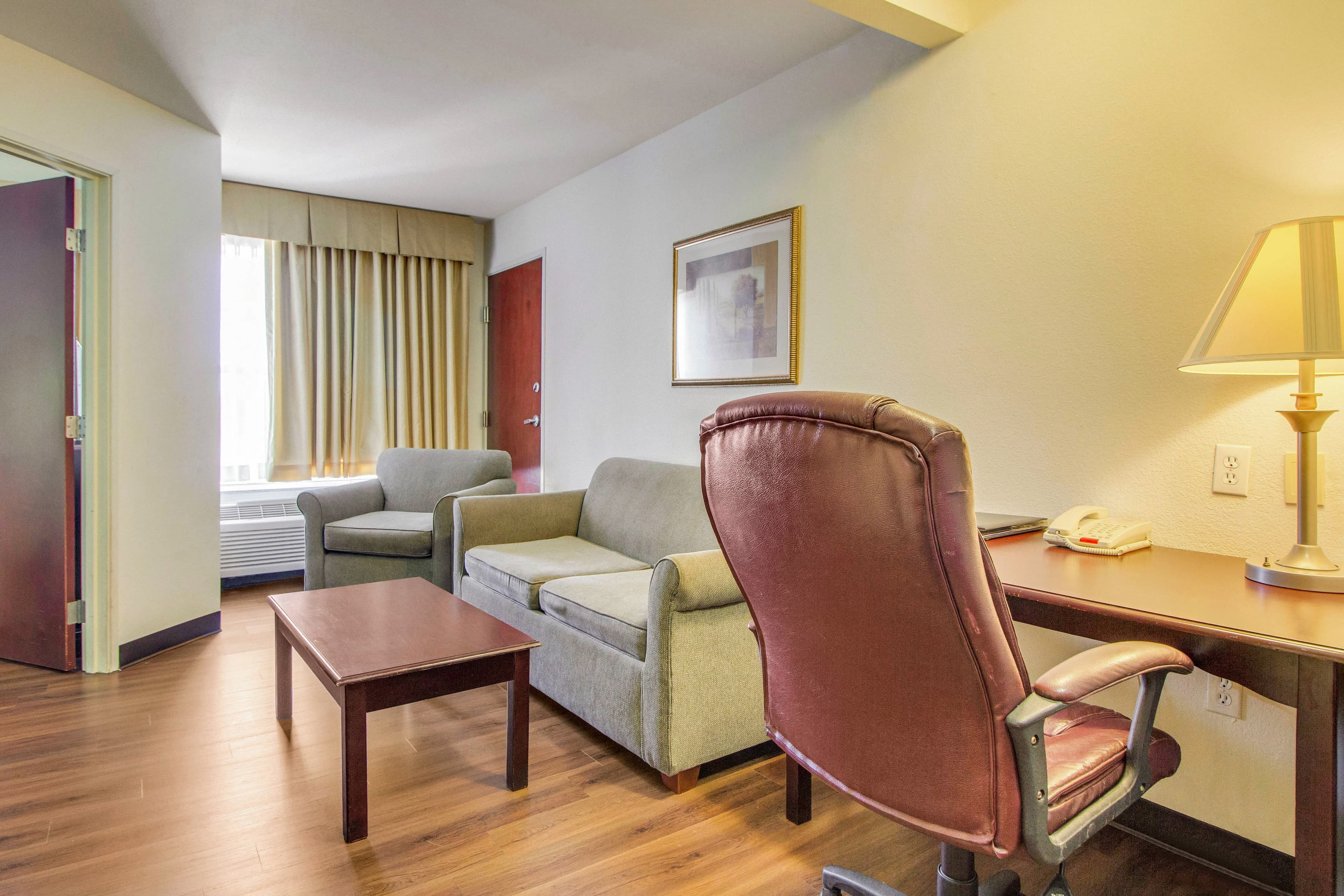 MainStay Suites Texas Medical Center/Reliant Park — 12