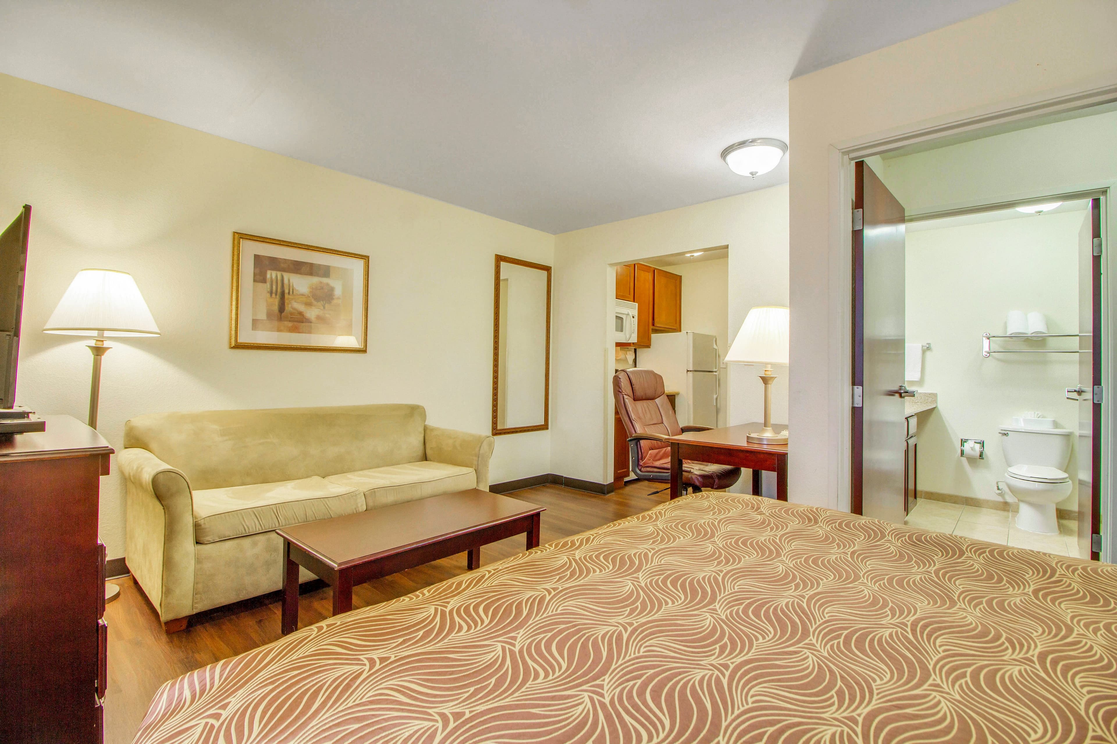 MainStay Suites Texas Medical Center/Reliant Park — 16